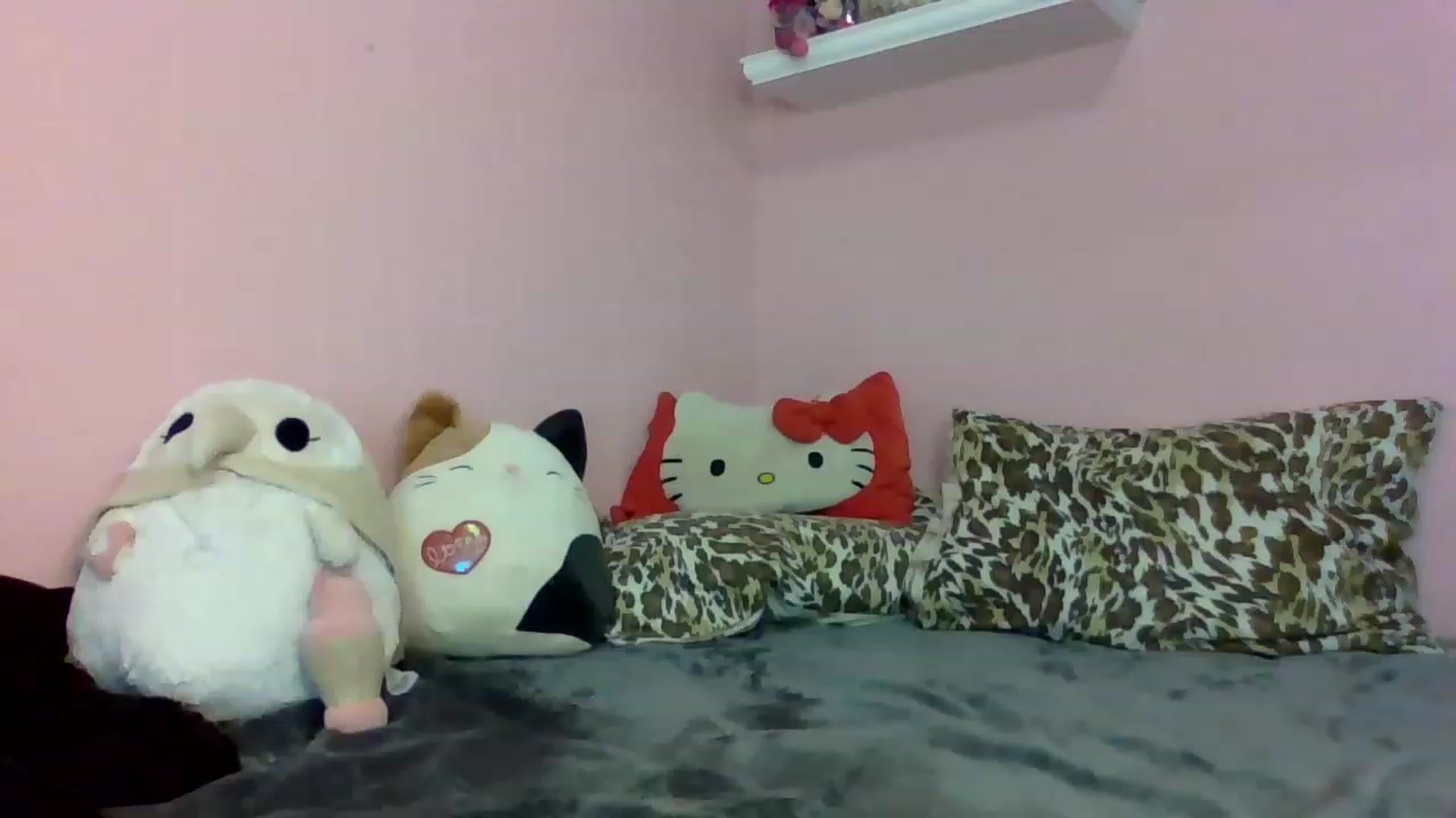Gallery image thumbnail from Cynbunz's myfreecams stream on, 08/11/2023, 17:59 image 2 of 20
