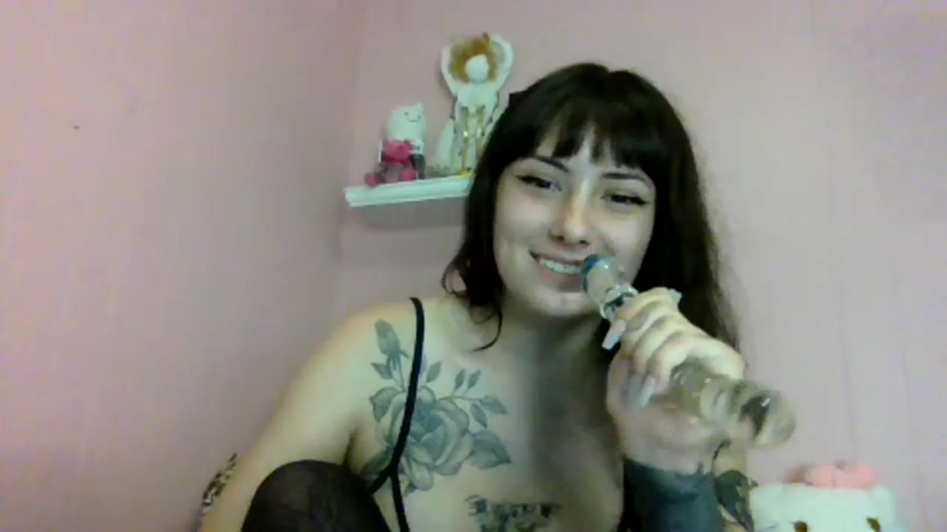 Gallery image thumbnail from Cynbunz's myfreecams stream on, 09/05/2023, 17:33 image 9 of 20