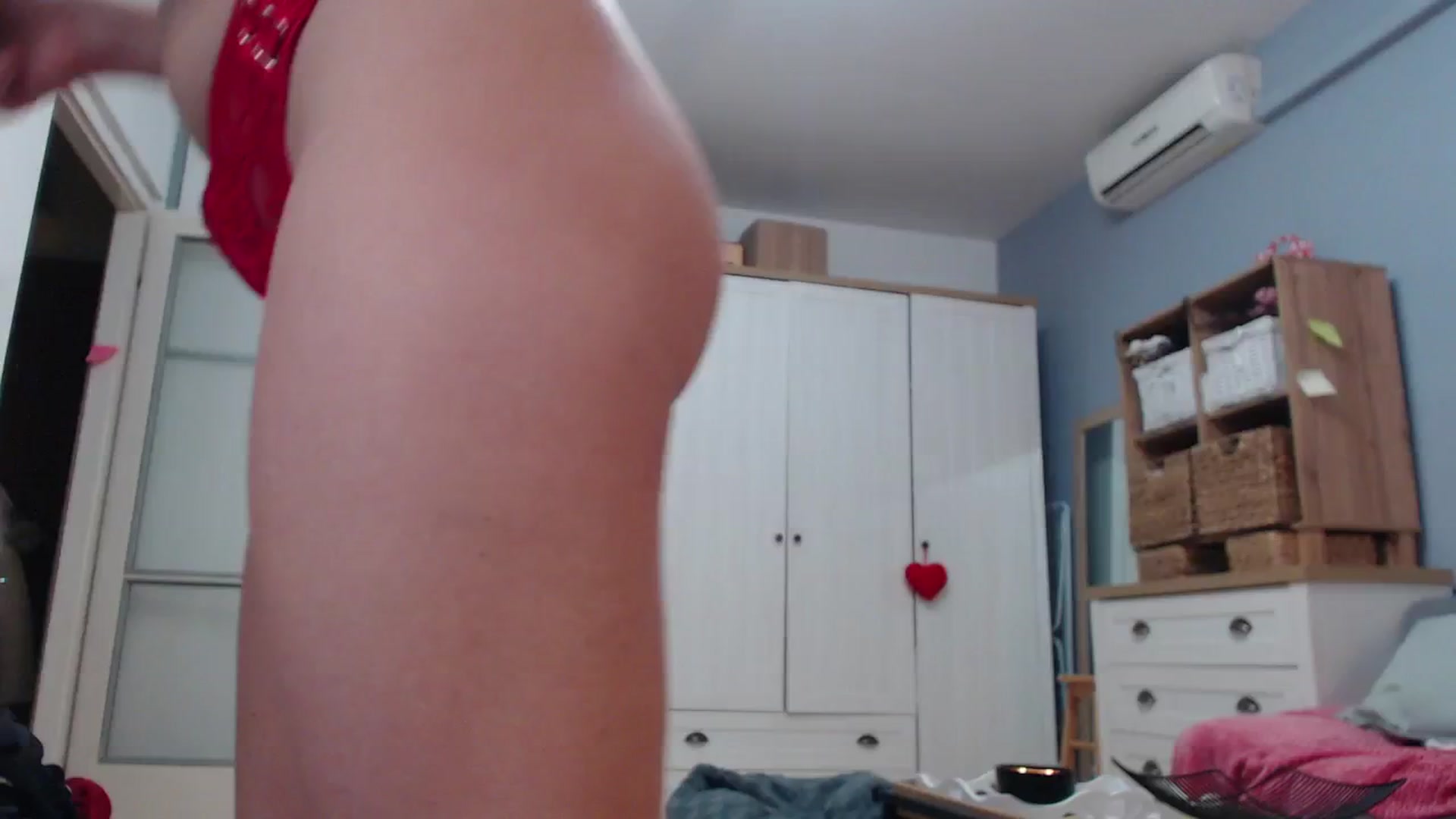 Gallery image thumbnail from CynthiaRae's myfreecams stream on, 12/21/2024, 16:35 image 12 of 20