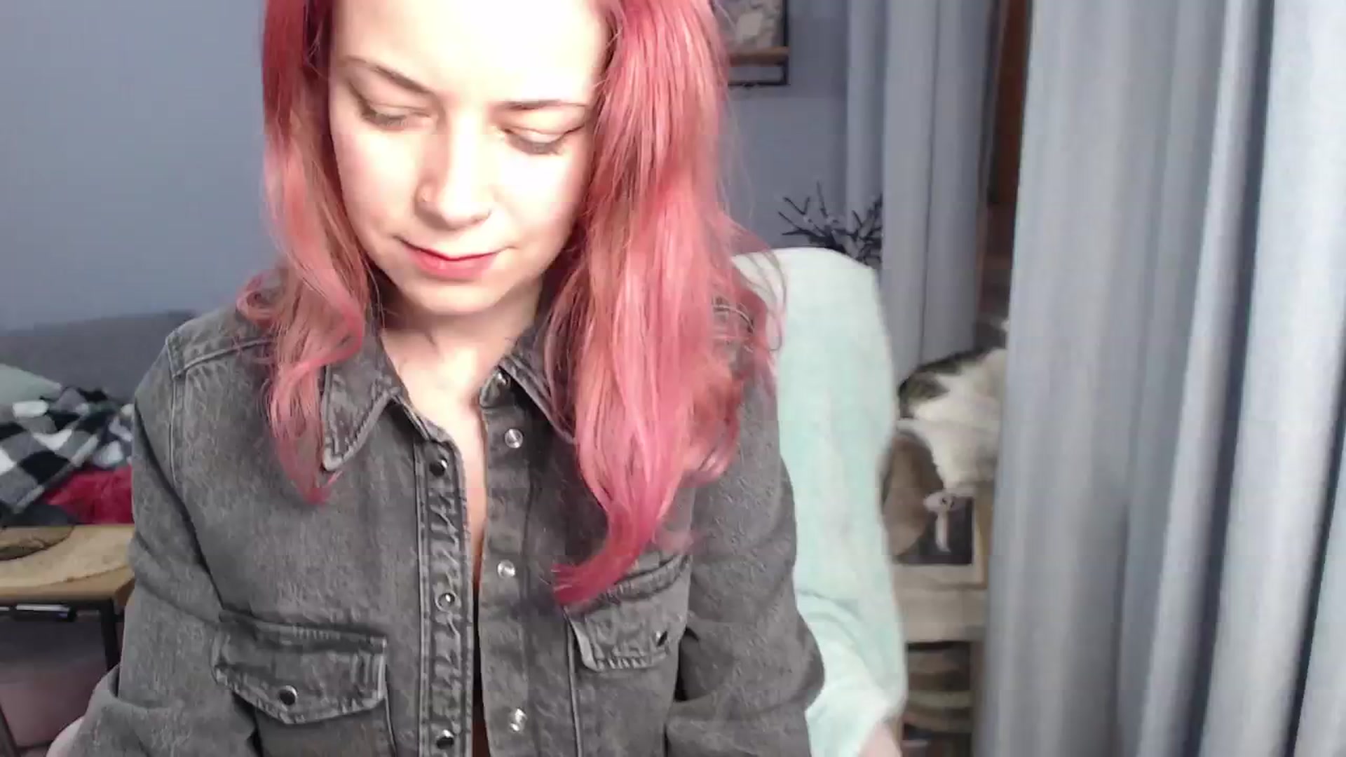 Gallery image thumbnail from CynthiaRae's myfreecams stream on, 12/29/2024, 16:18 image 19 of 20