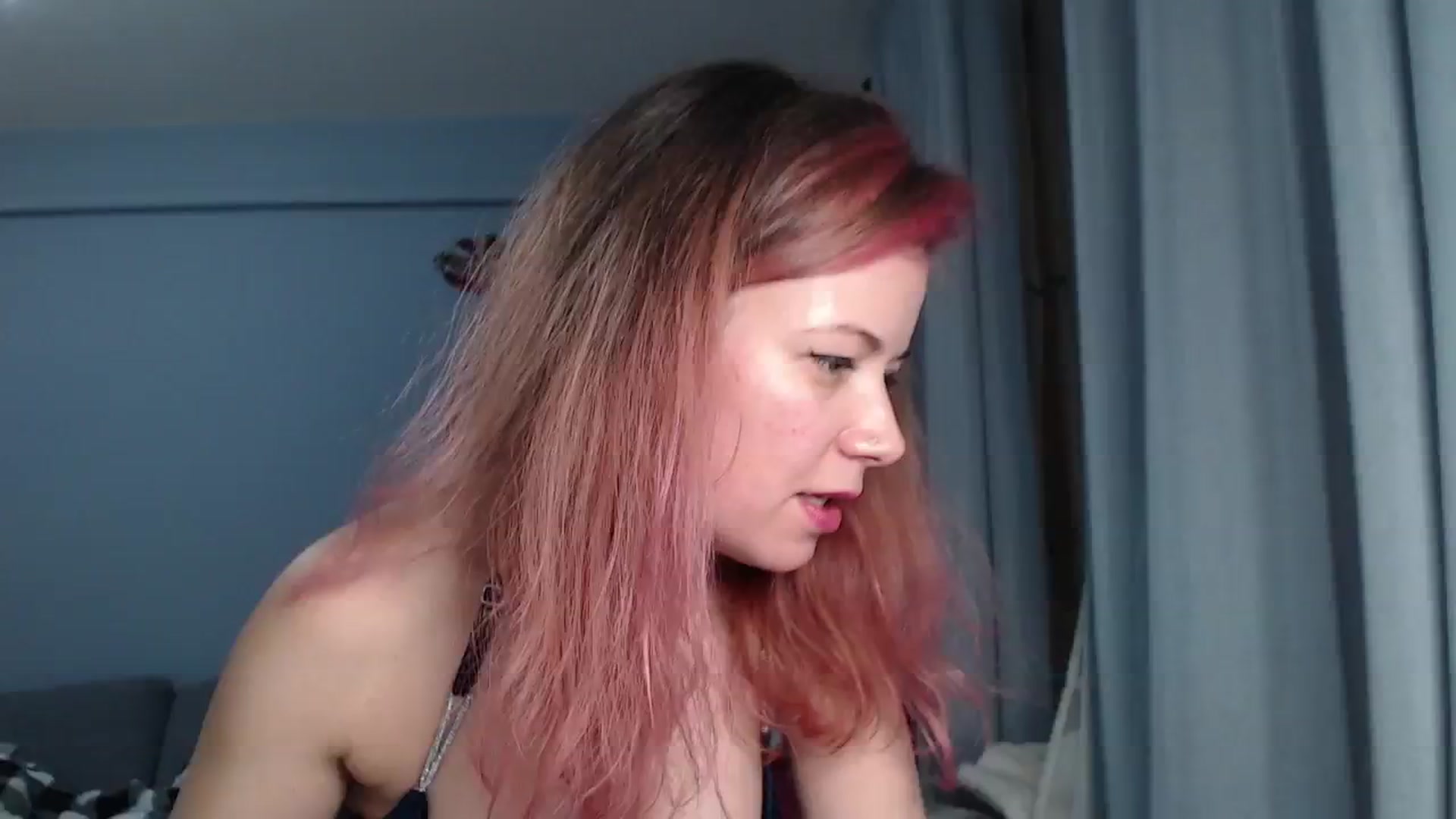 Gallery image thumbnail from CynthiaRae's myfreecams stream on, 12/31/2024, 18:18 image 6 of 20