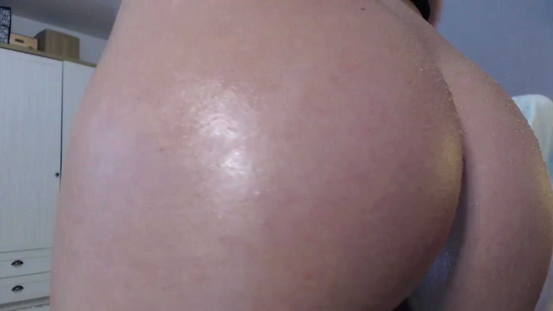 Gallery image thumbnail from CynthiaRae's myfreecams stream on, 12/31/2024, 19:36 image 4 of 20