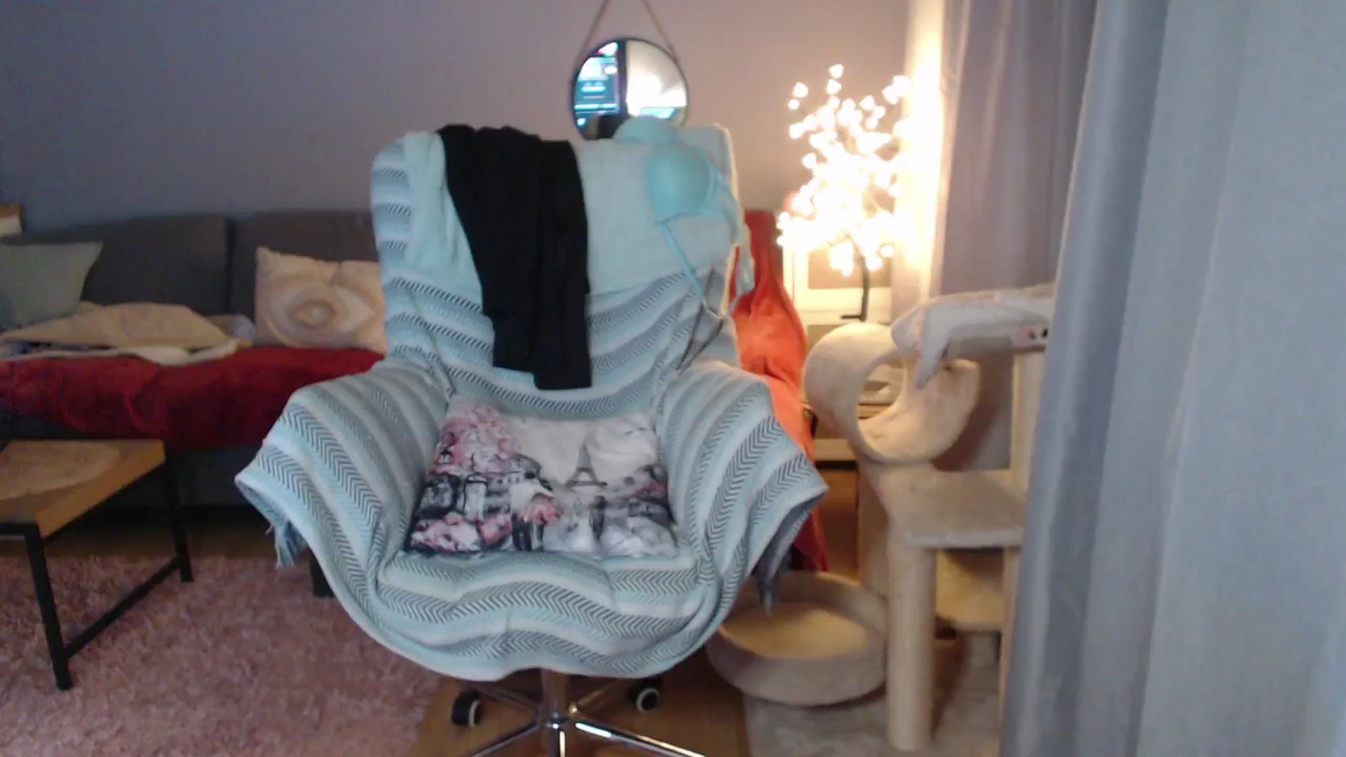 Gallery image thumbnail from CynthiaRae's myfreecams stream on, 01/19/2025, 16:54 image 8 of 20