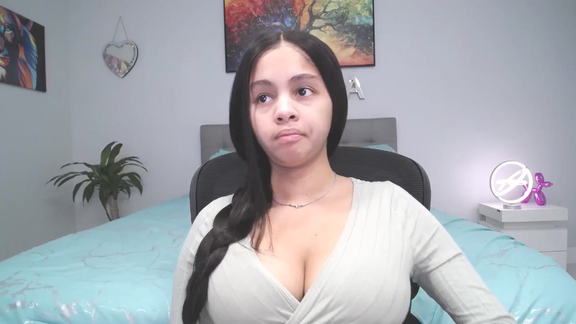 Gallery image thumbnail from CynthiaTorres's myfreecams stream on, 01/16/2026, 03:32 image 15 of 20