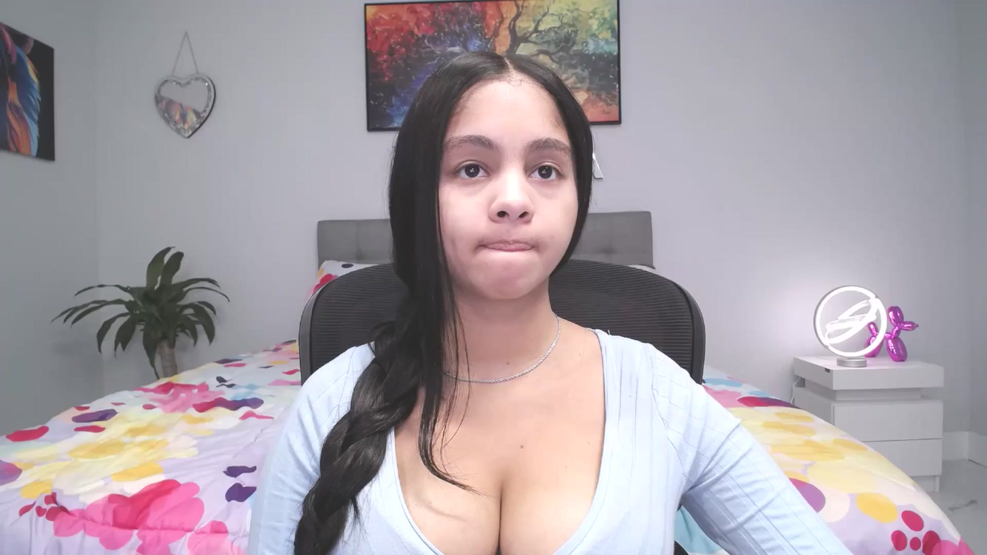 Gallery image thumbnail from CynthiaTorres's myfreecams stream on, 01/18/2026, 03:13 image 16 of 20