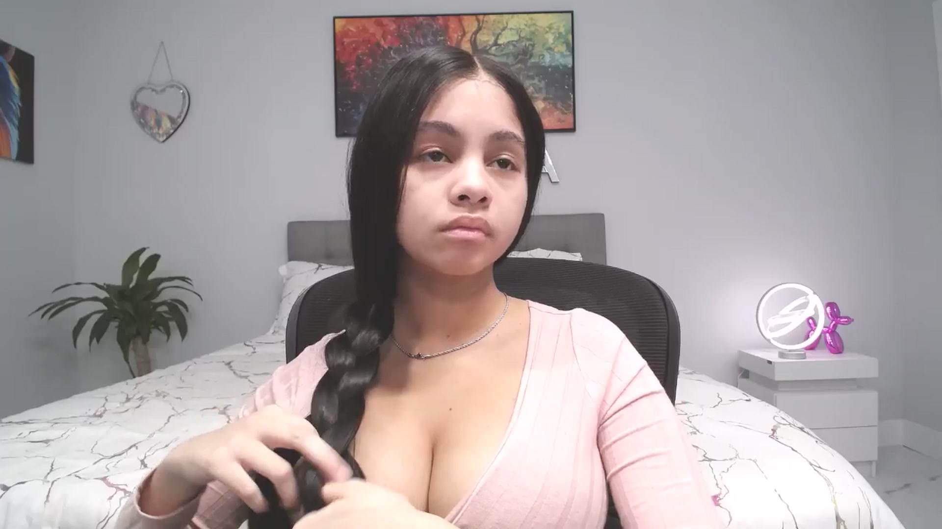 Gallery image thumbnail from CynthiaTorres's myfreecams stream on, 01/18/2026, 21:06 image 14 of 20