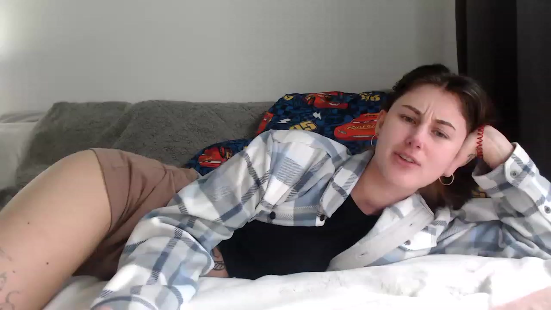 Gallery image thumbnail from Cyreneriley's myfreecams stream on, 11/28/2022, 20:20 image 2 of 20