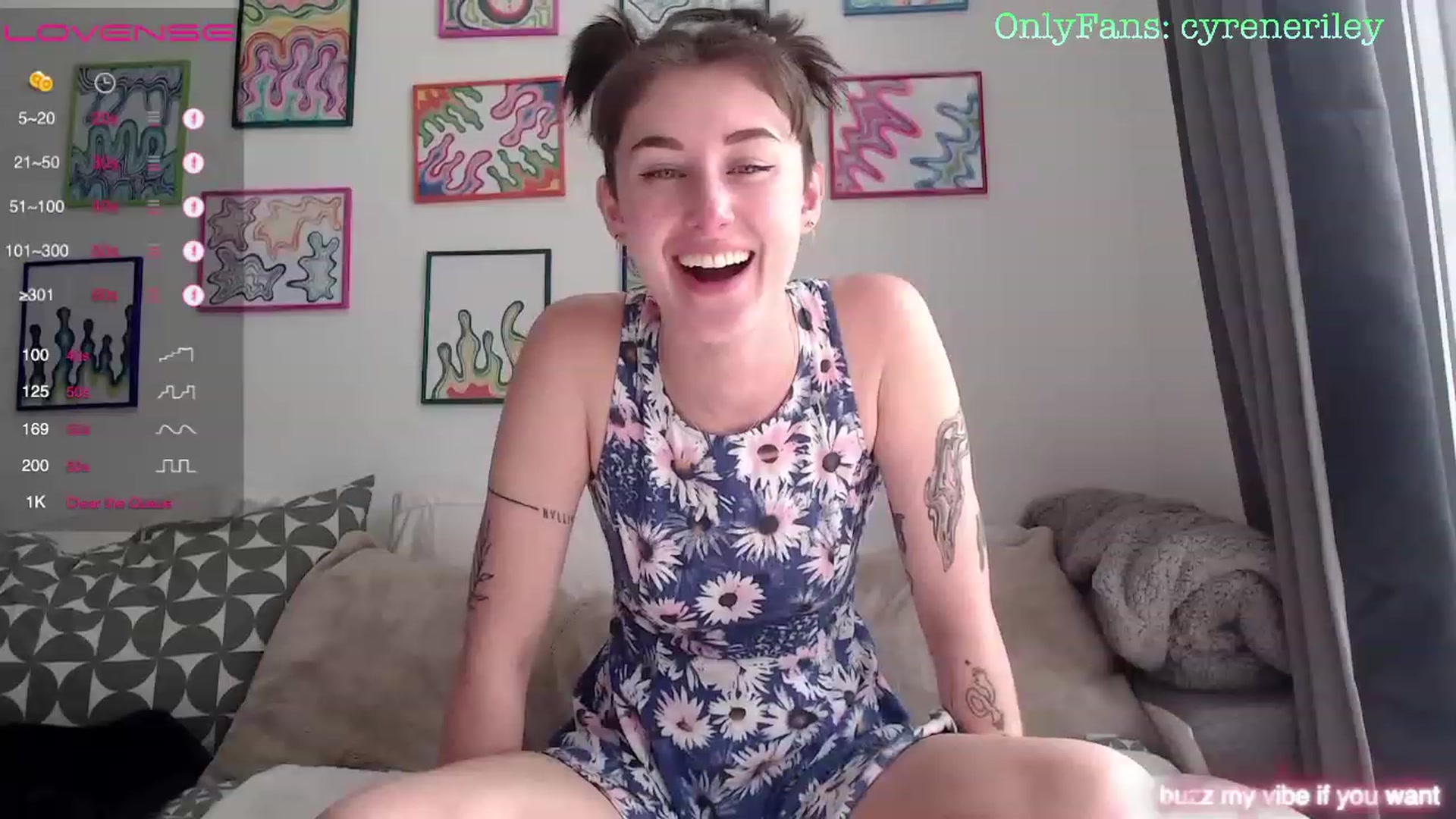 Gallery image thumbnail from Cyreneriley's myfreecams stream on, 05/09/2023, 19:41 image 10 of 20