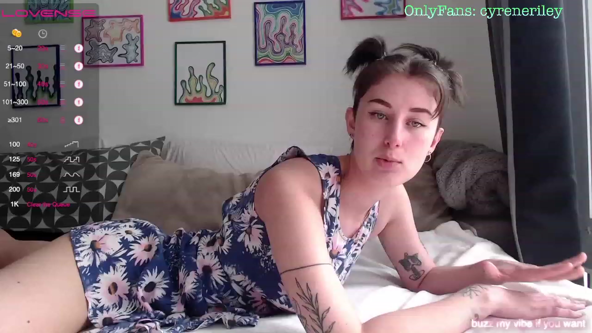 Gallery image thumbnail from Cyreneriley's myfreecams stream on, 05/09/2023, 19:41 image 5 of 20