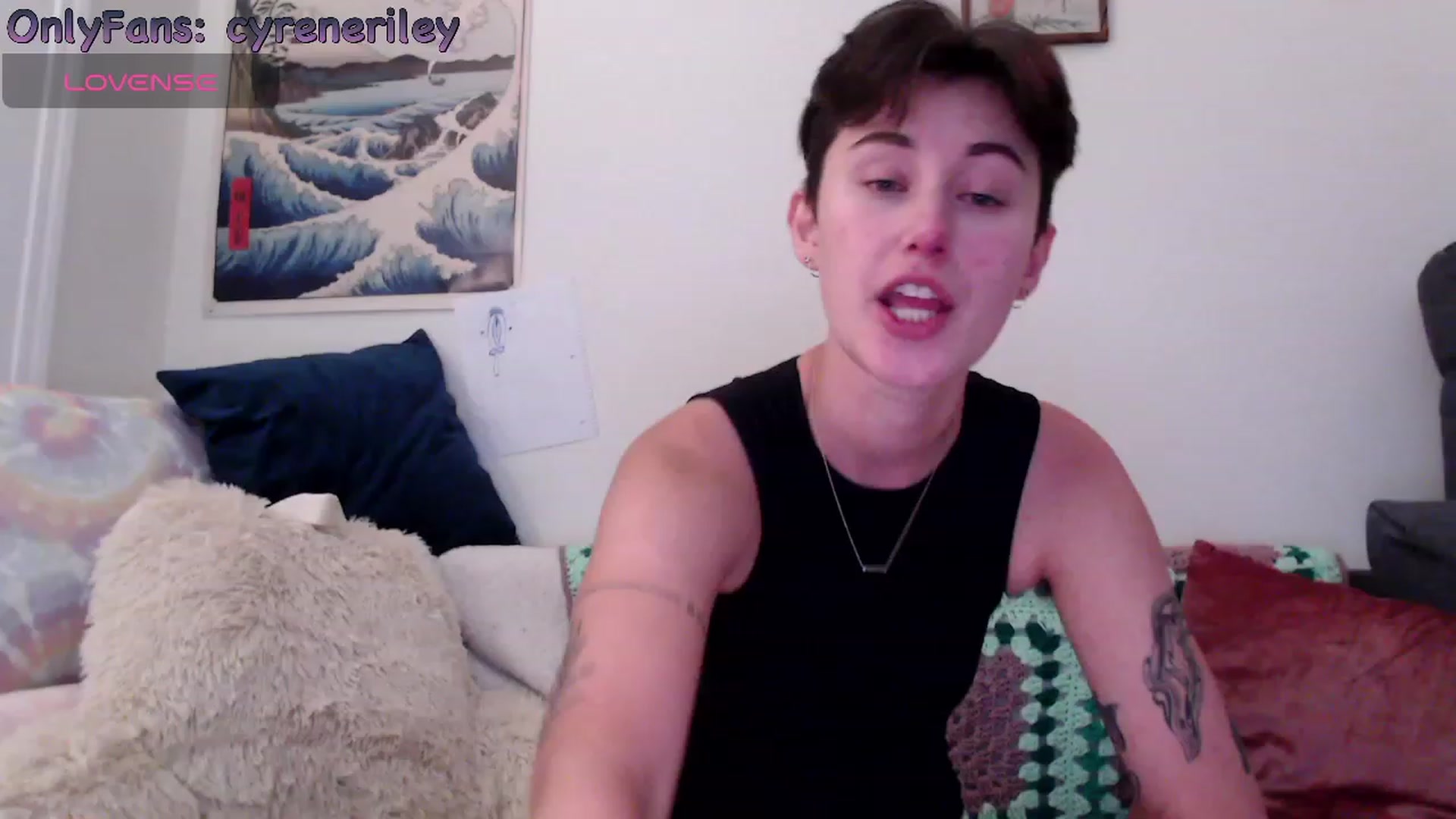 Gallery image thumbnail from Cyreneriley's myfreecams stream on, 10/12/2023, 24:22 image 6 of 20