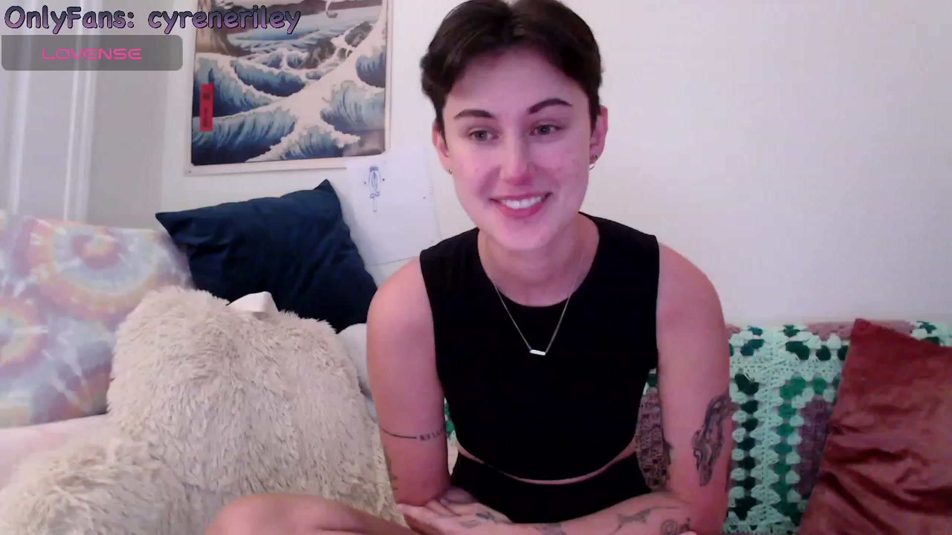 Gallery image thumbnail from Cyreneriley's myfreecams stream on, 10/12/2023, 24:22 image 2 of 20