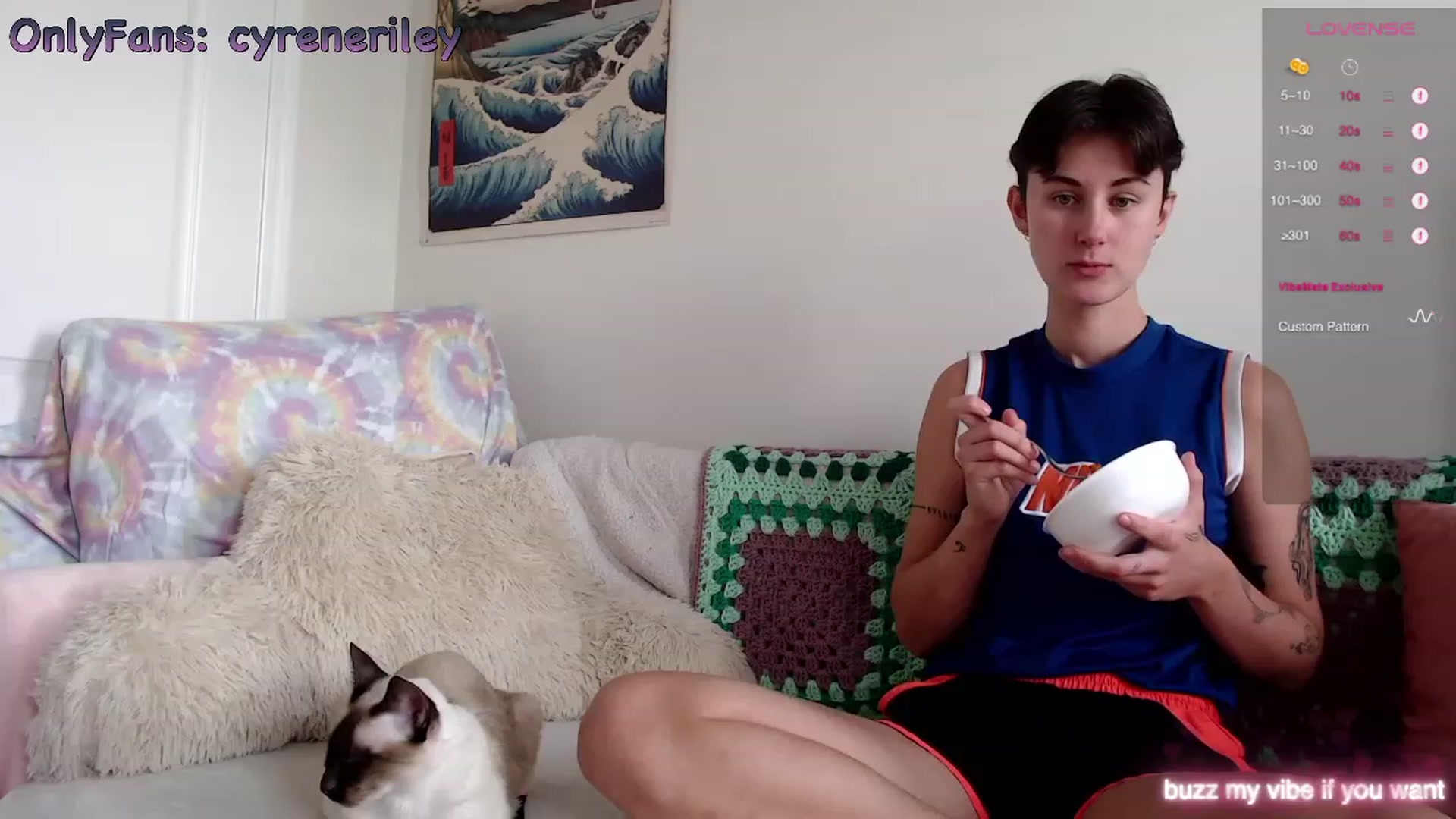 Gallery image thumbnail from Cyreneriley's myfreecams stream on, 10/18/2023, 18:29 image 3 of 20