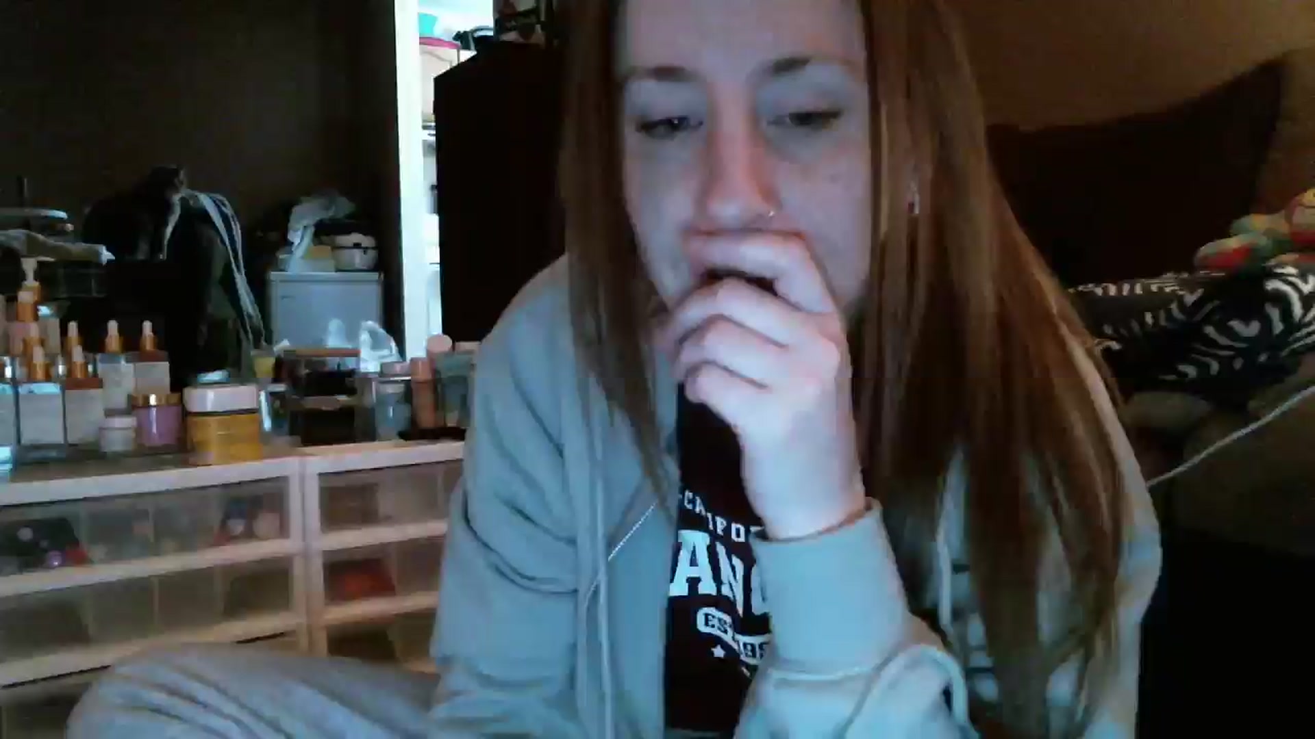 Gallery image thumbnail from CzySweetPea's myfreecams stream on, 12/13/2024, 10:39 image 20 of 20
