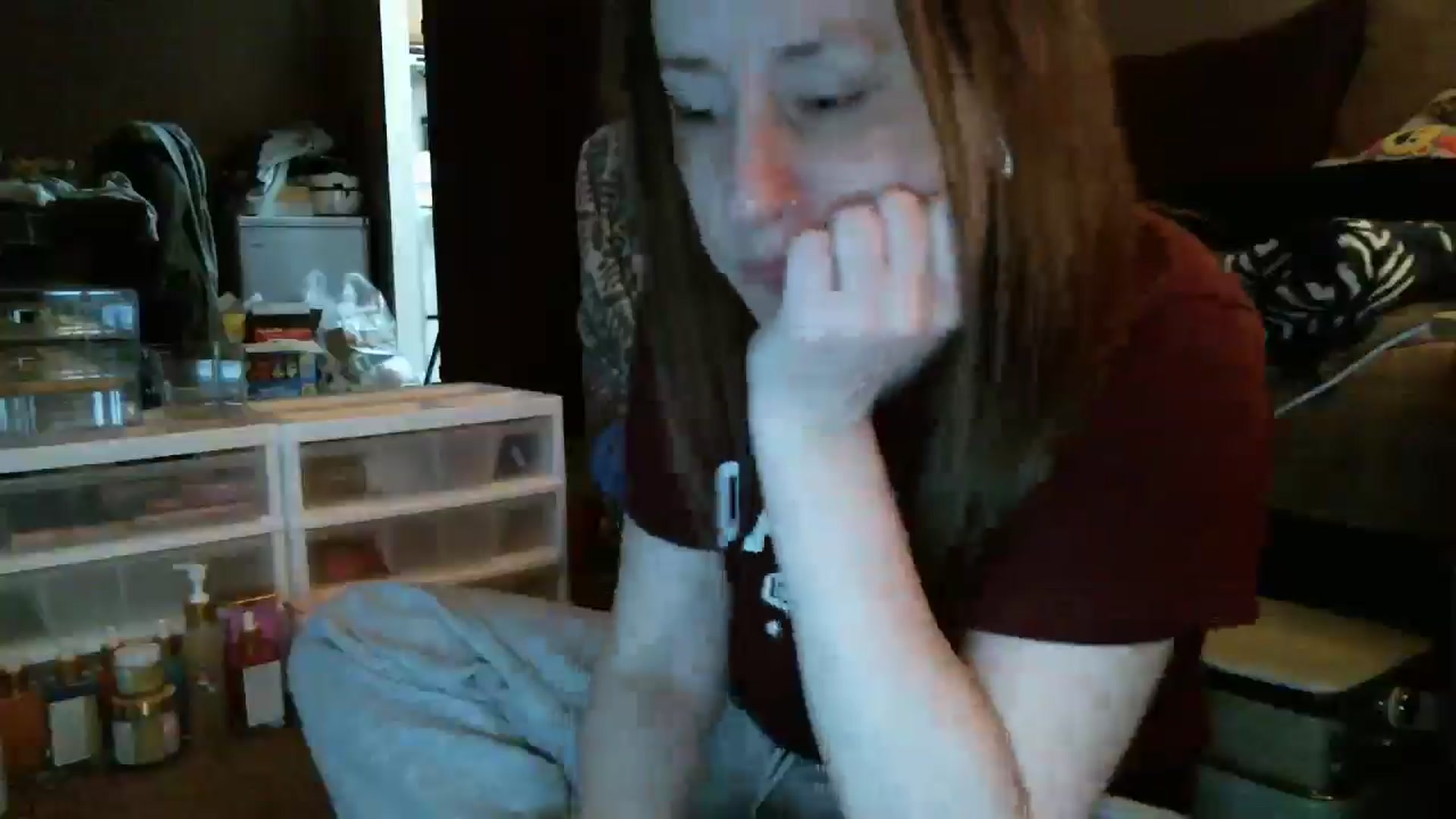 Gallery image thumbnail from CzySweetPea's myfreecams stream on, 12/13/2024, 10:39 image 9 of 20