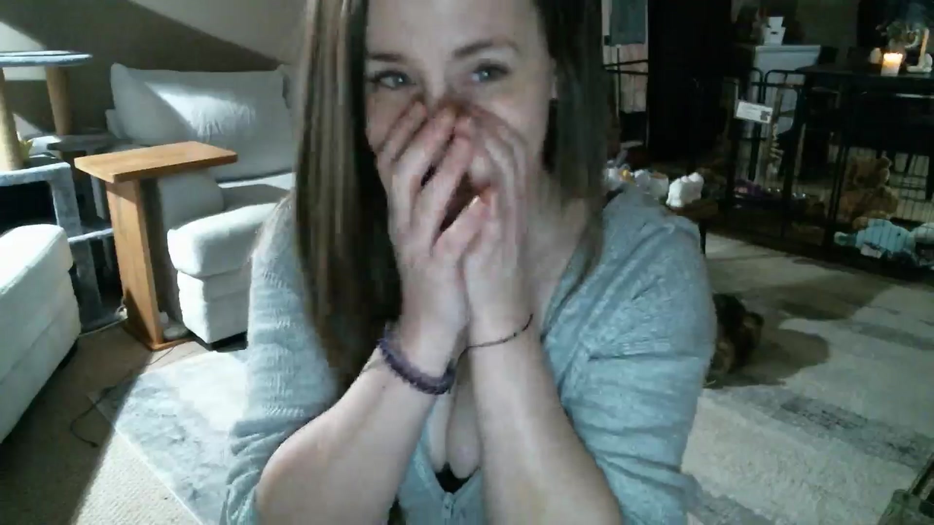 Gallery image thumbnail from CzySweetPea's myfreecams stream on, 03/21/2026, 03:25 image 6 of 20