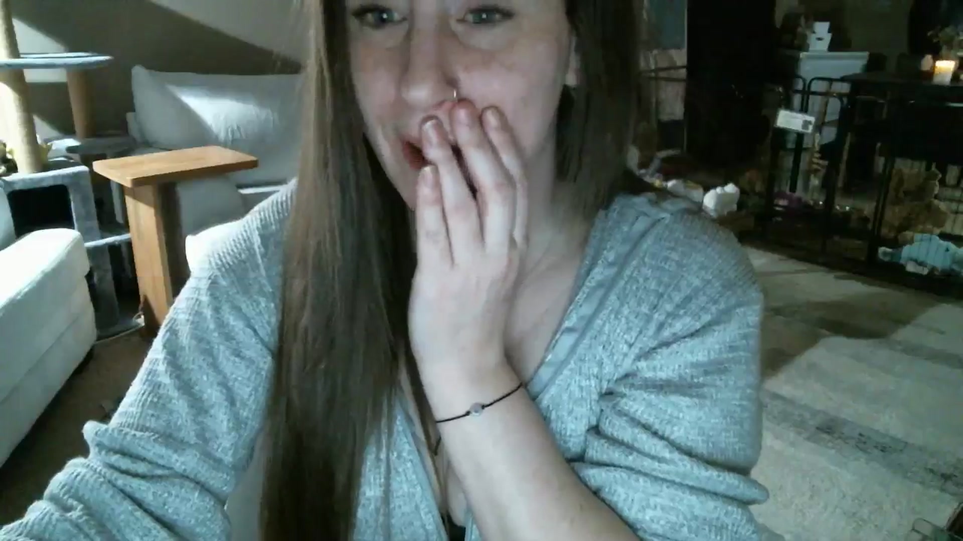 Gallery image thumbnail from CzySweetPea's myfreecams stream on, 03/21/2026, 03:25 image 10 of 20