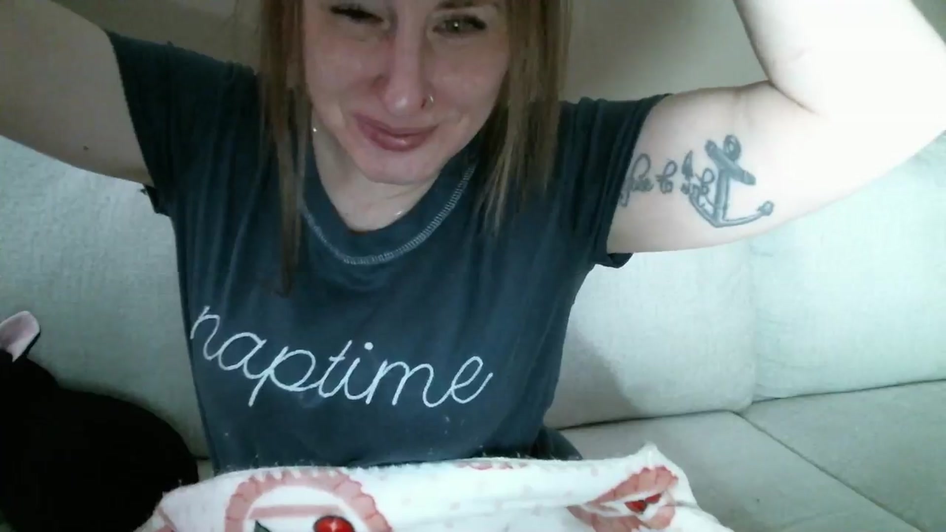 Gallery image thumbnail from CzySweetPea's myfreecams stream on, 03/28/2026, 06:52 image 18 of 20
