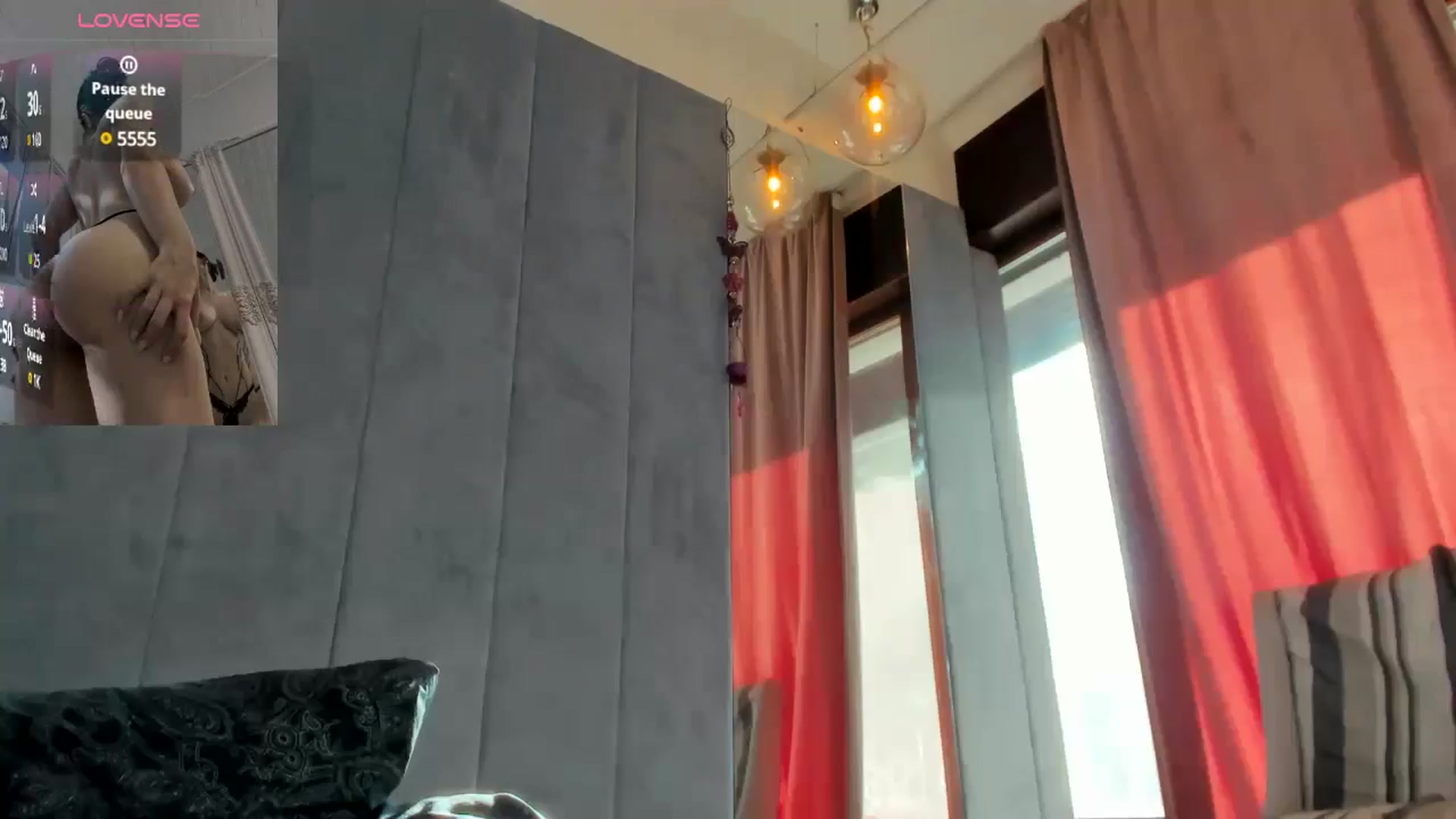 Gallery image thumbnail from D4rk_B4be's myfreecams stream on, 12/19/2024, 13:06 image 11 of 20
