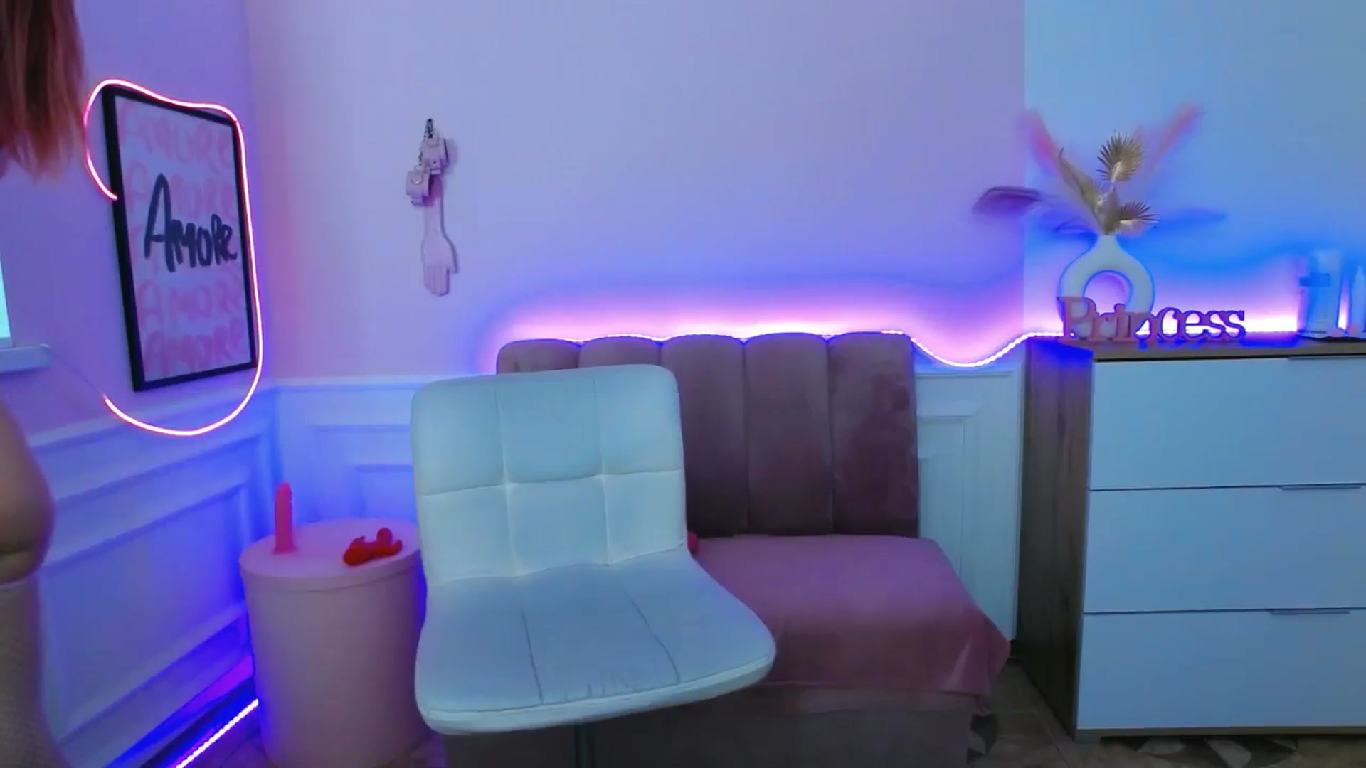 Gallery image thumbnail from DADDYs_QT's myfreecams stream on, 12/22/2025, 11:20 image 15 of 20
