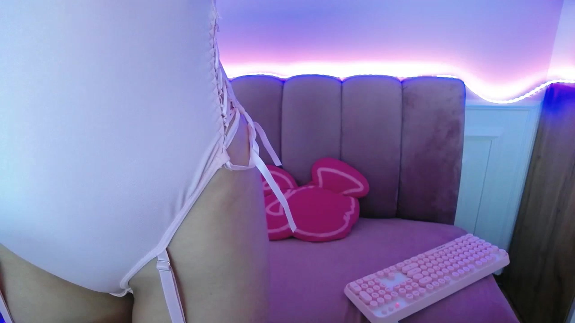 Gallery image thumbnail from DADDYs_QT's myfreecams stream on, 12/22/2025, 12:39 image 3 of 20