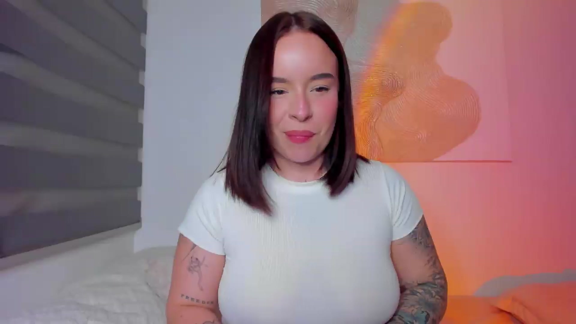 Gallery image thumbnail from DANIELA__'s myfreecams stream on, 08/30/2026, 01:07 image 16 of 20