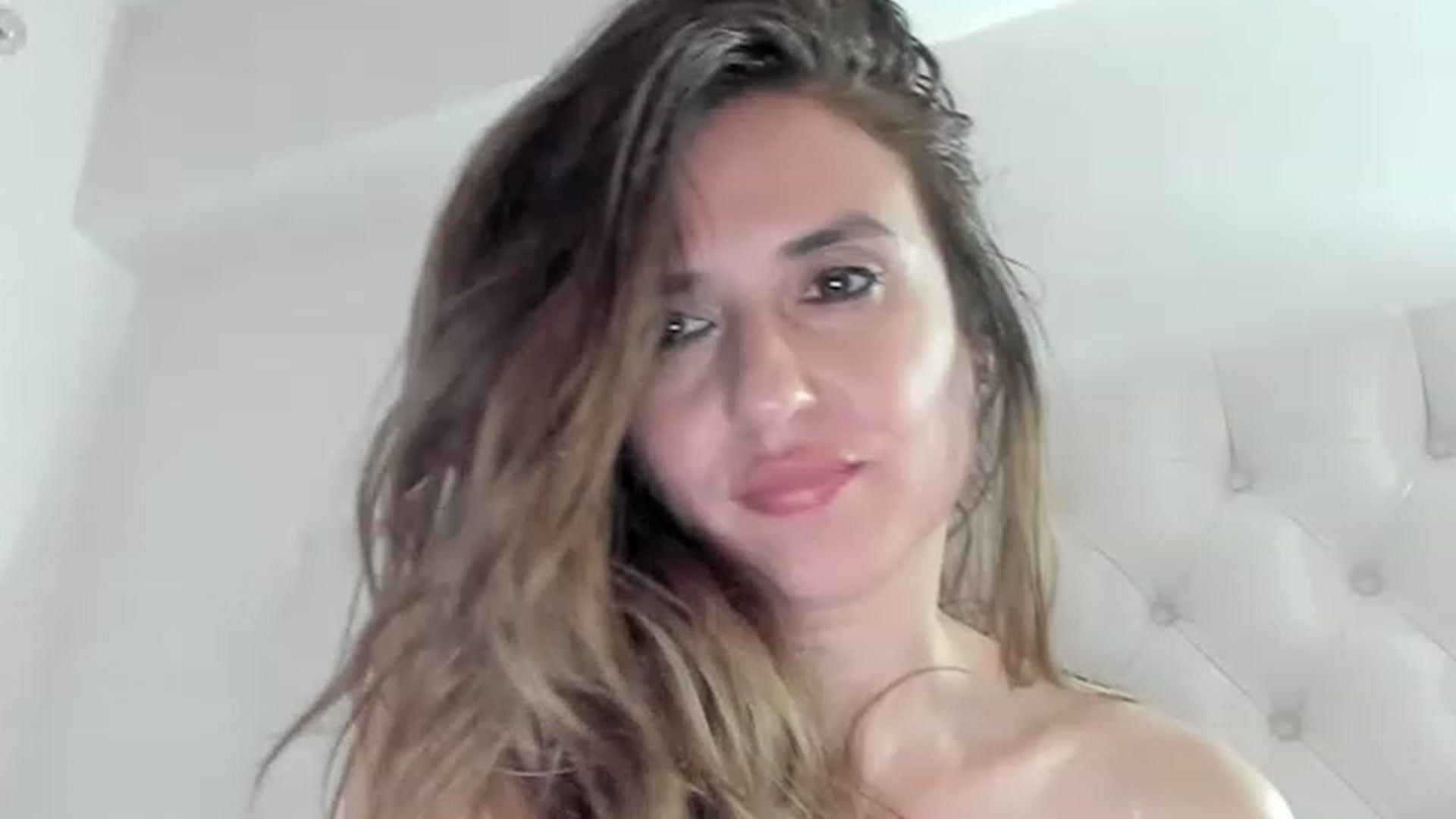 Gallery image thumbnail from DANIELLE's myfreecams stream on, 04/24/2023, 07:21 image 11 of 20