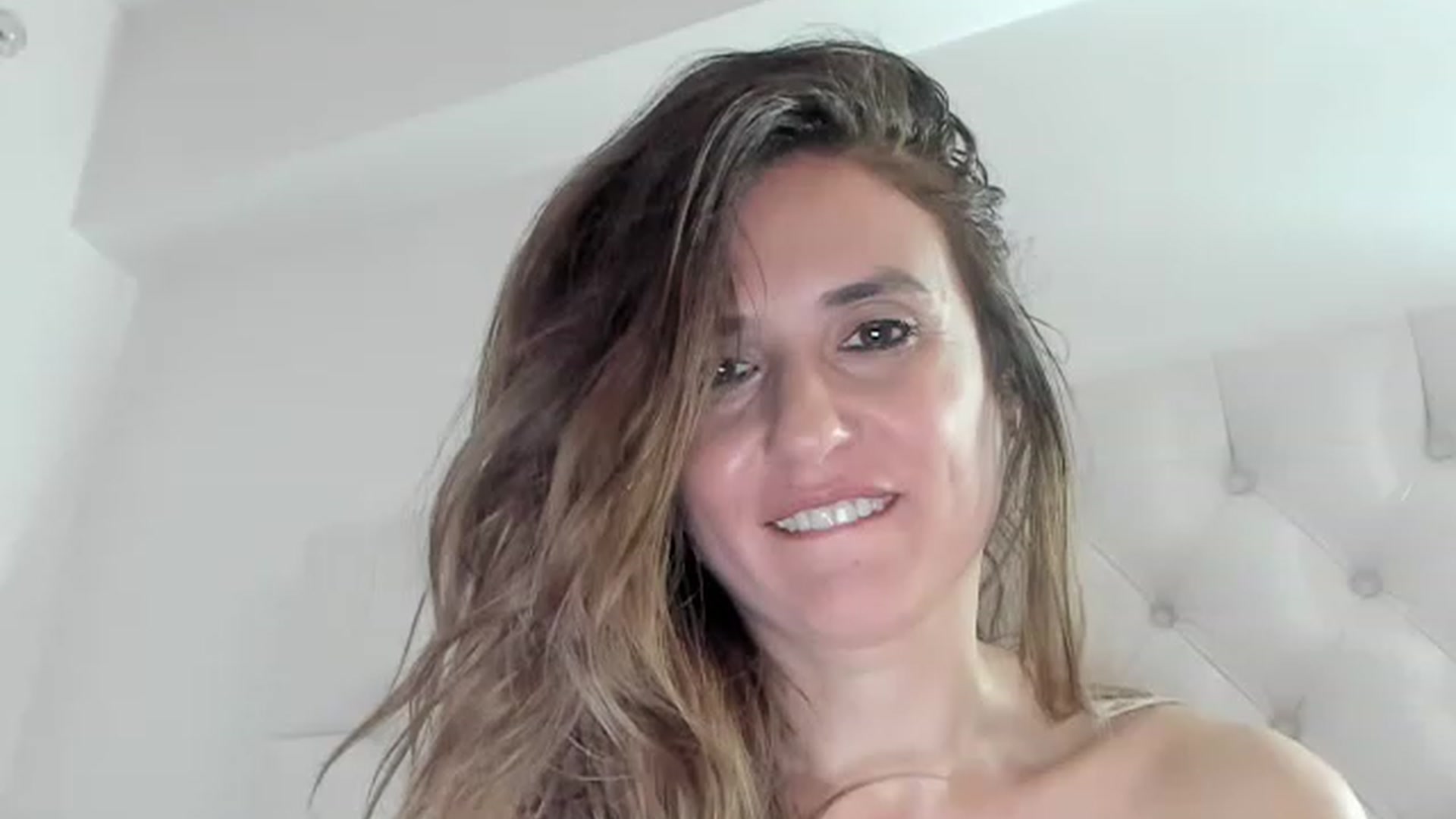 Gallery image thumbnail from DANIELLE's myfreecams stream on, 04/24/2023, 07:21 image 10 of 20
