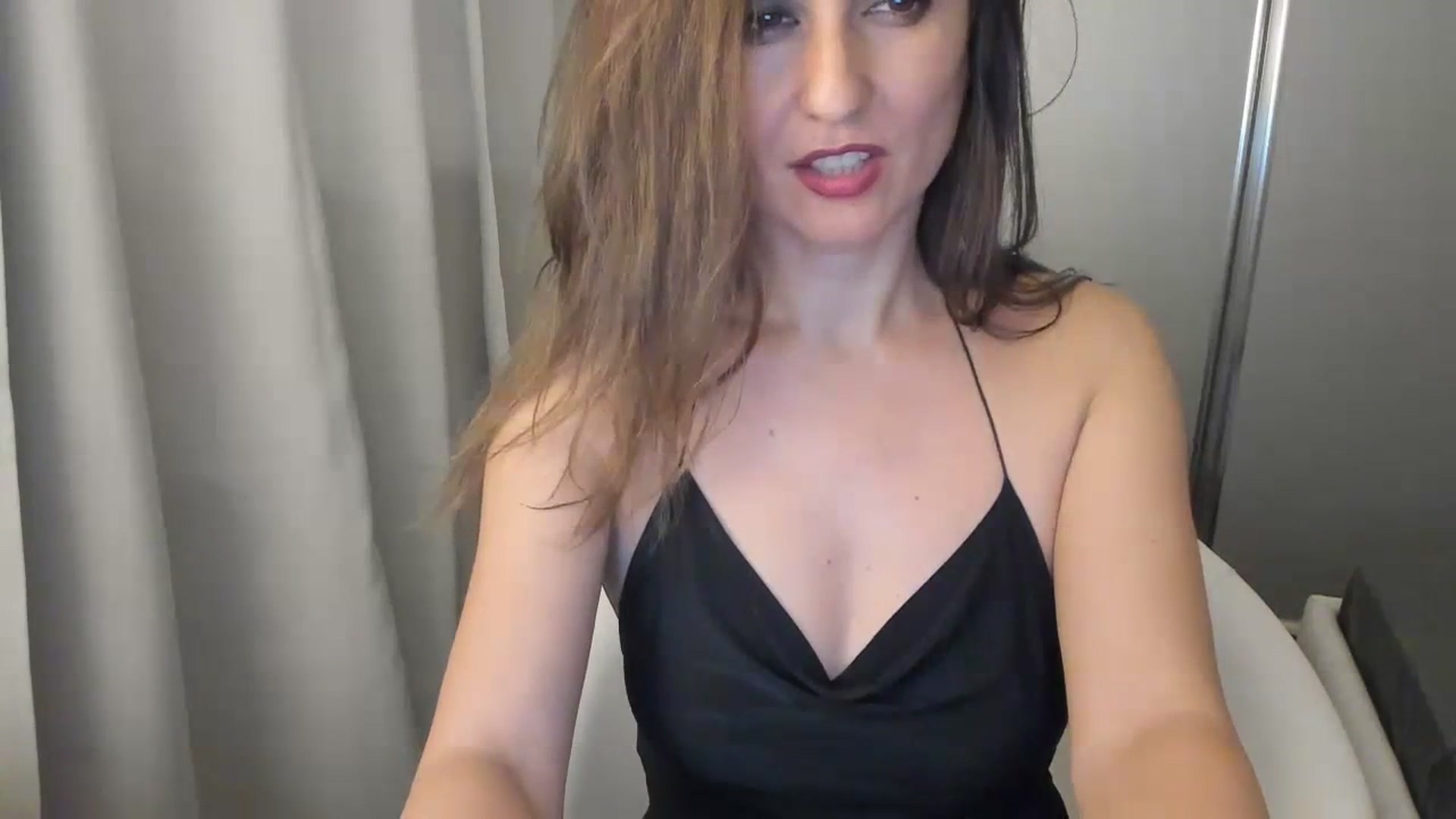 Gallery image thumbnail from DANIELLE's myfreecams stream on, 01/28/2024, 13:22 image 15 of 20
