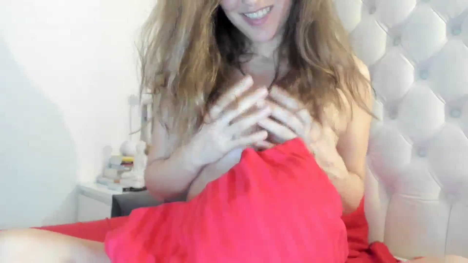Gallery image thumbnail from DANIELLE's myfreecams stream on, 02/17/2024, 12:02 image 8 of 20