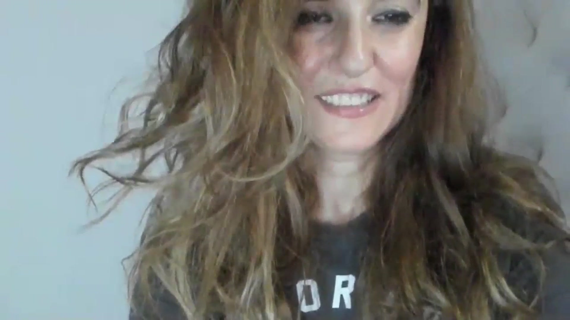 Gallery image thumbnail from DANIELLE's myfreecams stream on, 03/03/2024, 07:16 image 12 of 20