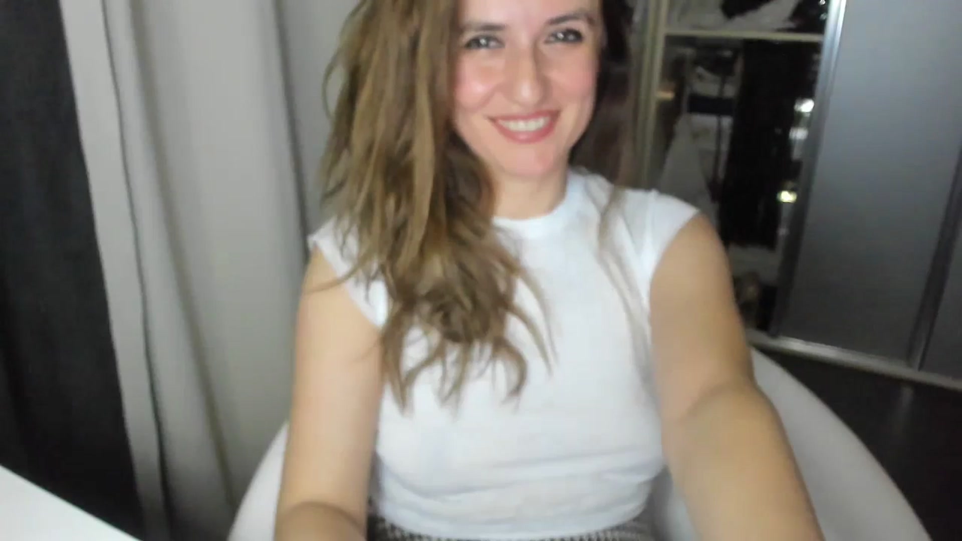 Gallery image thumbnail from DANIELLE's myfreecams stream on, 03/19/2024, 05:36 image 8 of 20