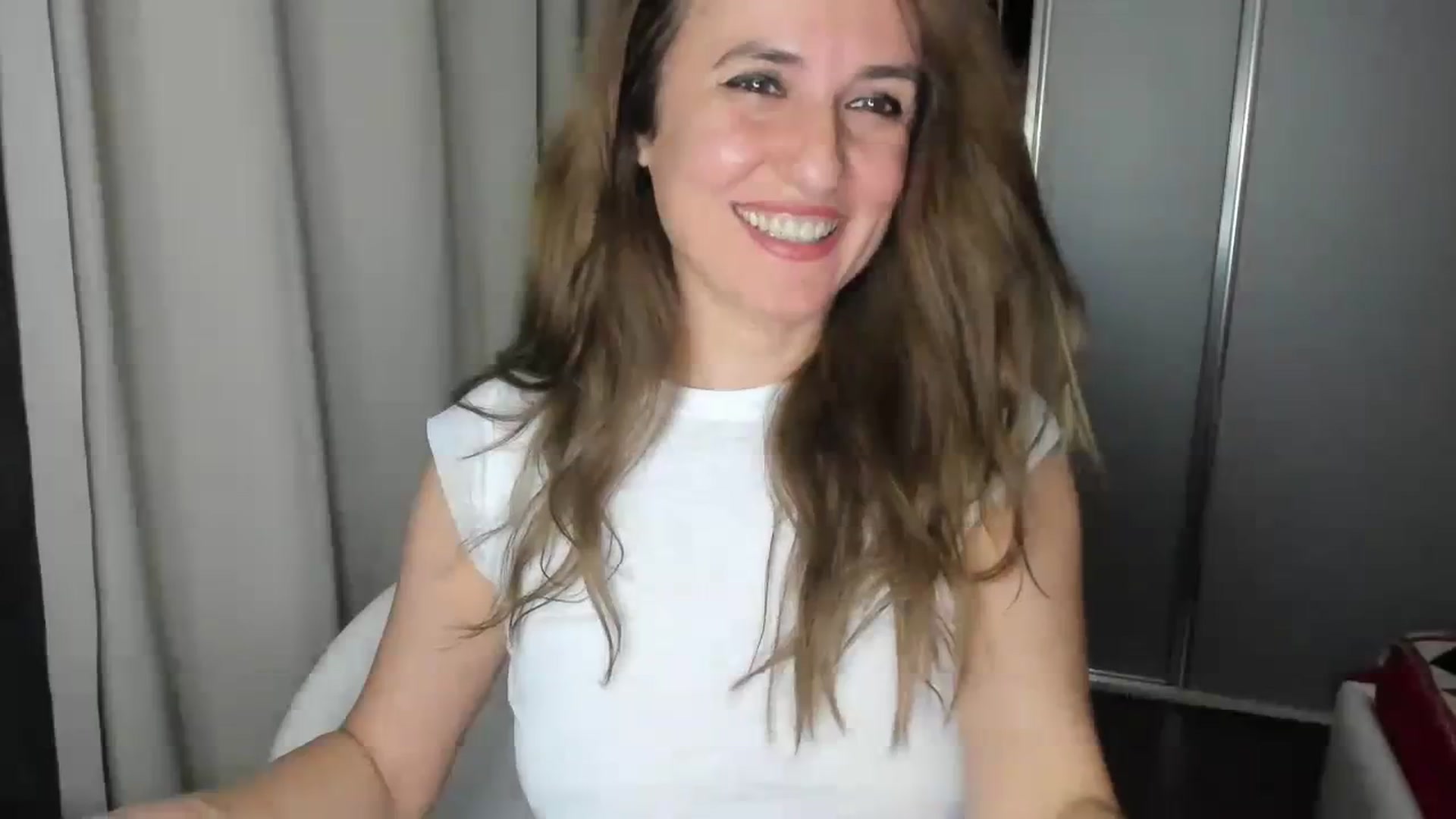 Gallery image thumbnail from DANIELLE's myfreecams stream on, 03/19/2024, 05:36 image 4 of 20