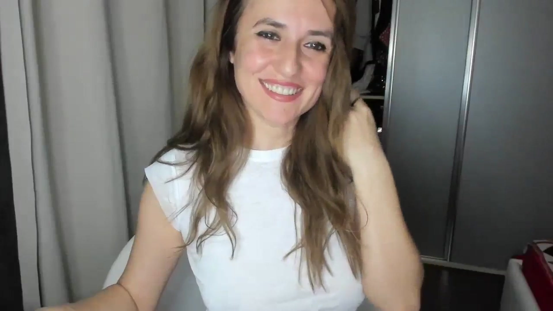 Gallery image thumbnail from DANIELLE's myfreecams stream on, 03/19/2024, 05:36 image 3 of 20