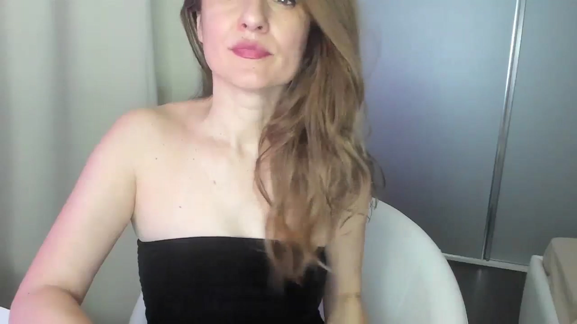 Gallery image thumbnail from DANIELLE's myfreecams stream on, 04/08/2024, 04:37 image 13 of 20