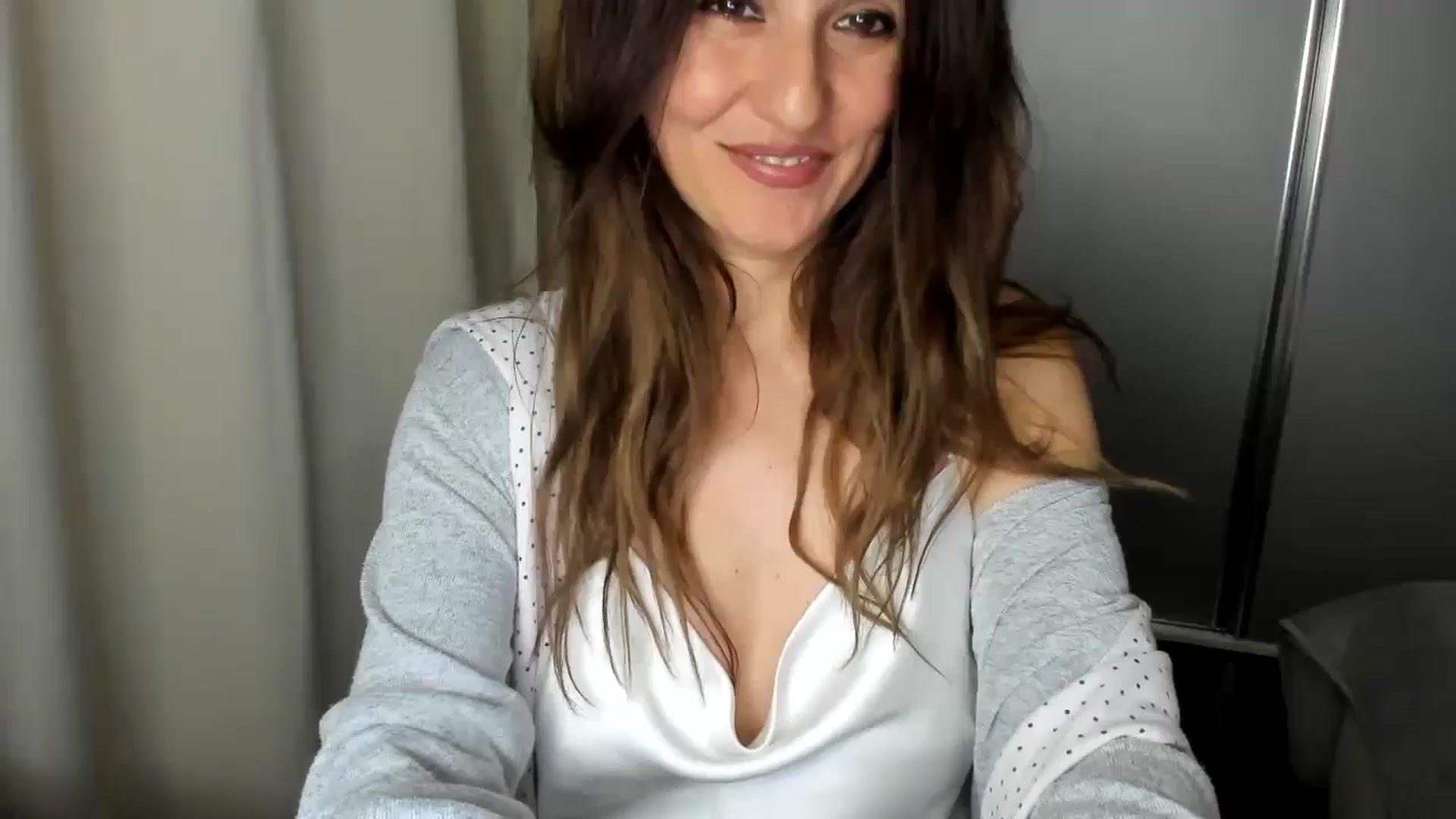 Gallery image thumbnail from DANIELLE's myfreecams stream on, 05/16/2024, 05:55 image 1 of 20