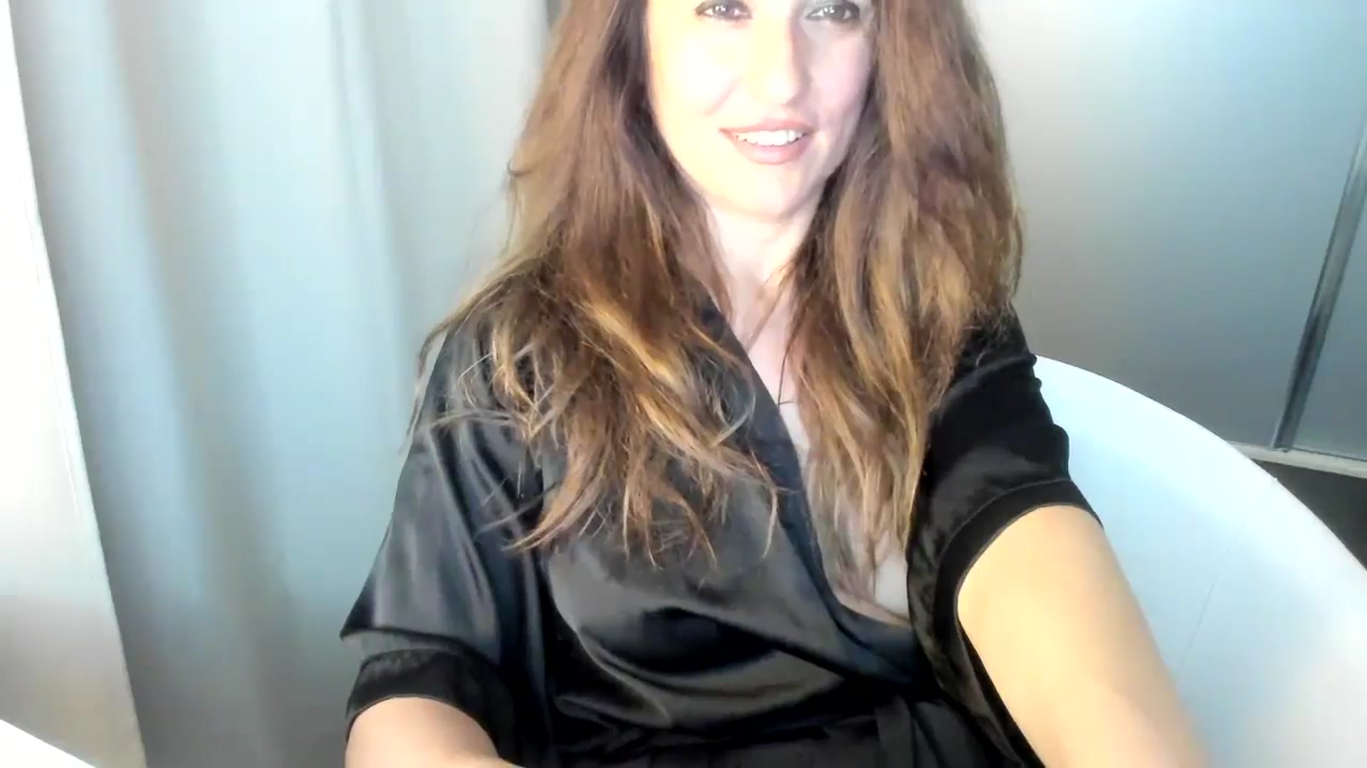 Gallery image thumbnail from DANIELLE's myfreecams stream on, 05/19/2024, 06:48 image 6 of 20