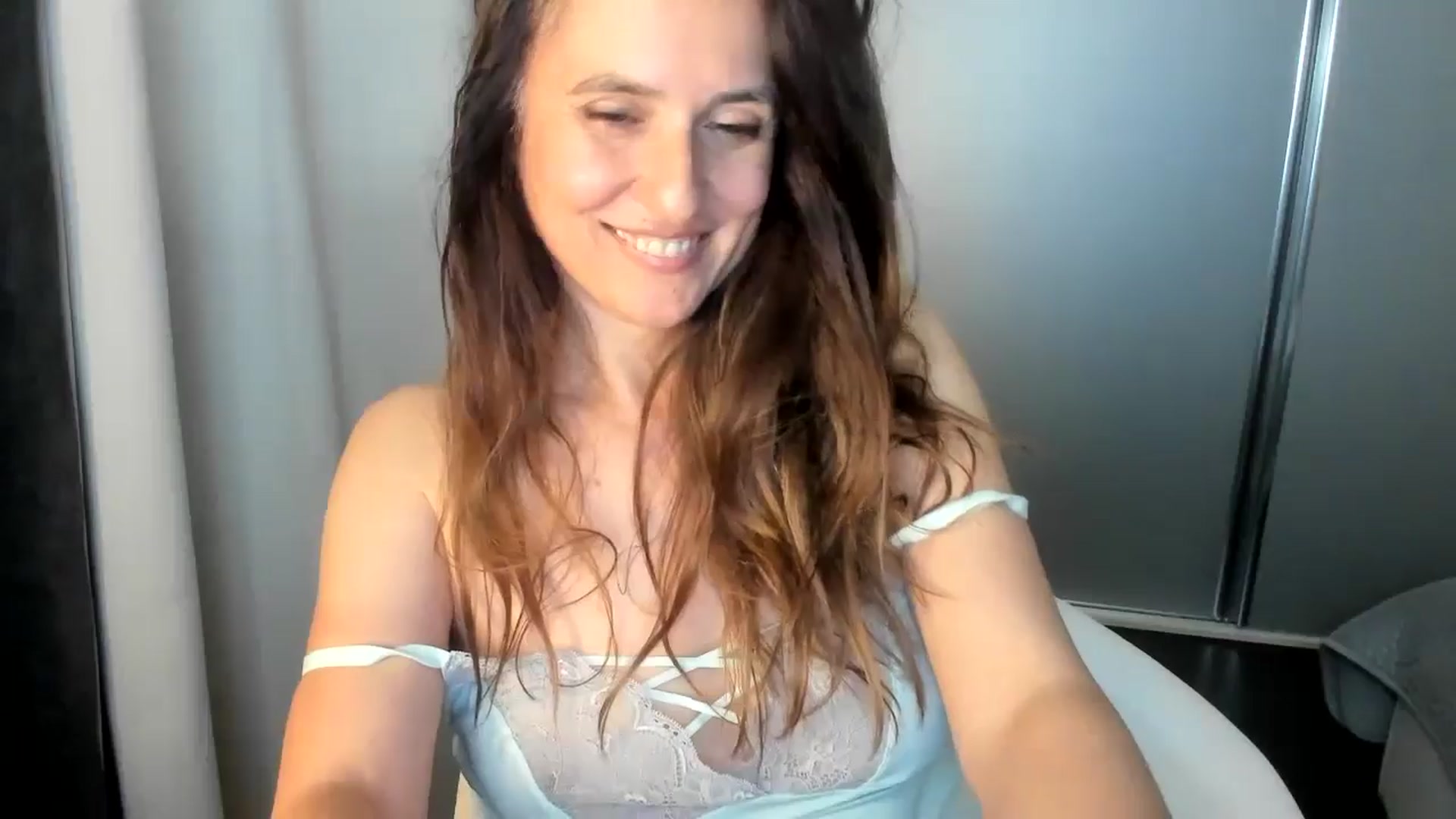Gallery image thumbnail from DANIELLE's myfreecams stream on, 05/21/2024, 06:42 image 11 of 20