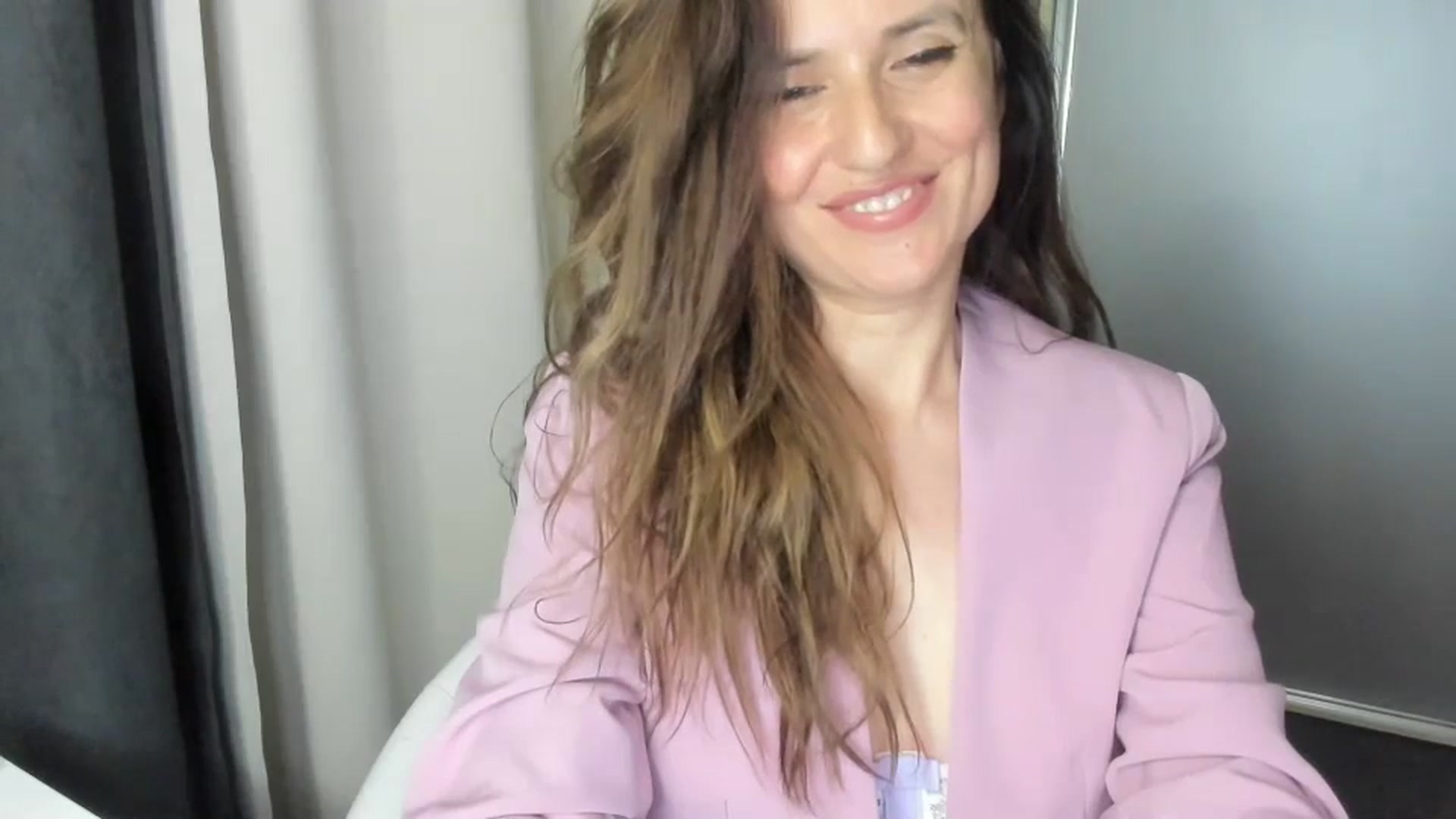 Gallery image thumbnail from DANIELLE's myfreecams stream on, 05/30/2024, 04:34 image 16 of 20