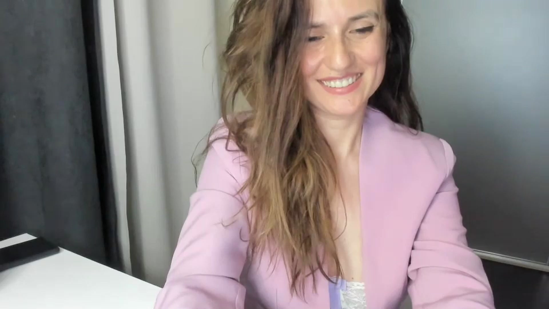 Gallery image thumbnail from DANIELLE's myfreecams stream on, 05/30/2024, 04:34 image 15 of 20