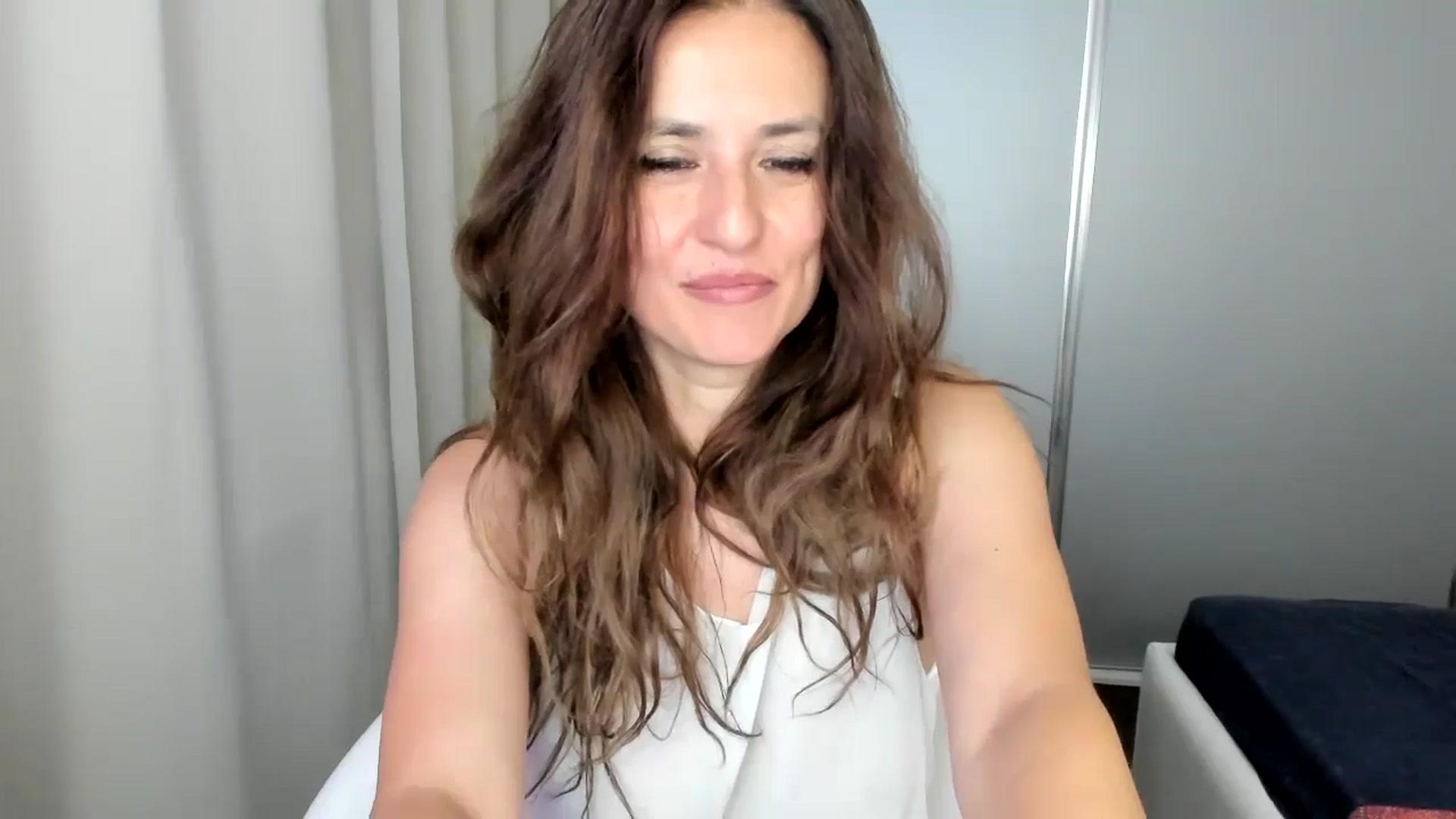 Gallery image thumbnail from DANIELLE's myfreecams stream on, 06/26/2024, 04:33 image 4 of 20