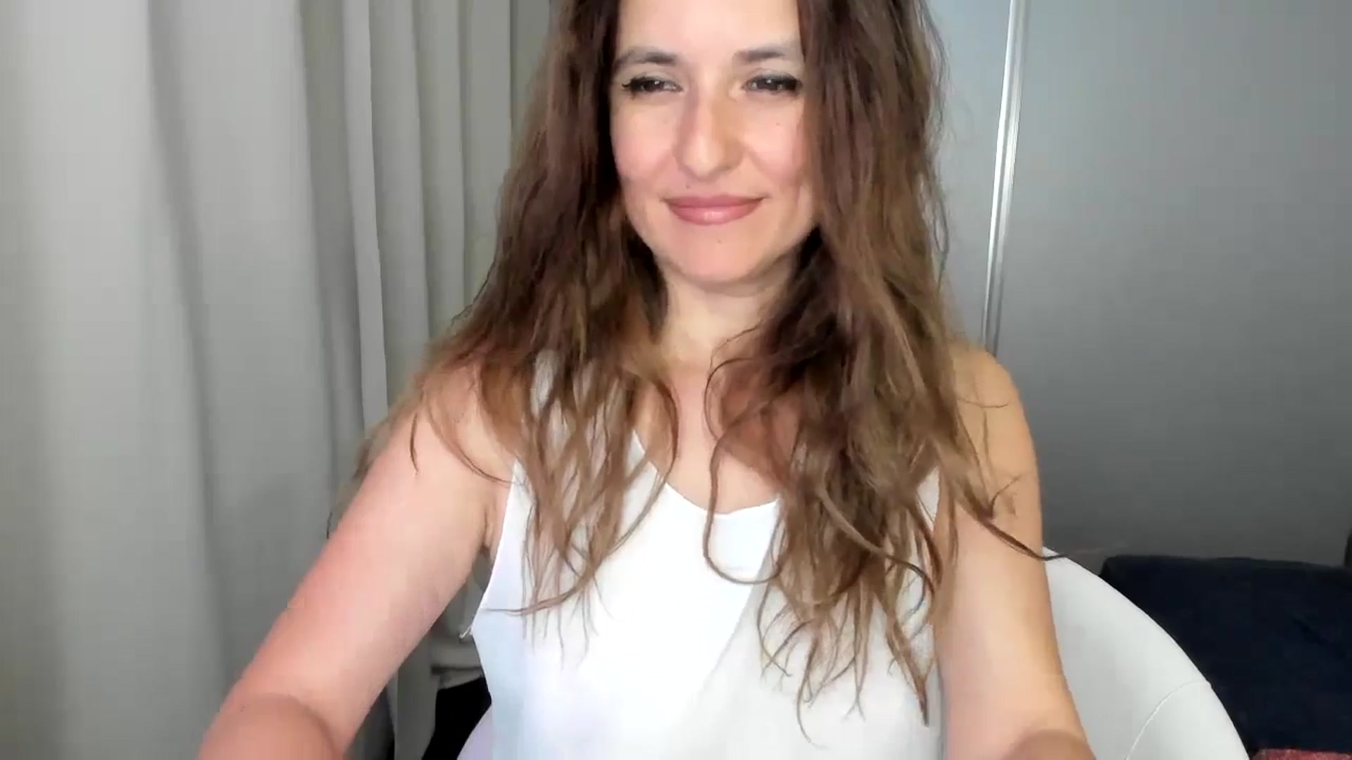 Gallery image thumbnail from DANIELLE's myfreecams stream on, 06/26/2024, 04:33 image 9 of 20
