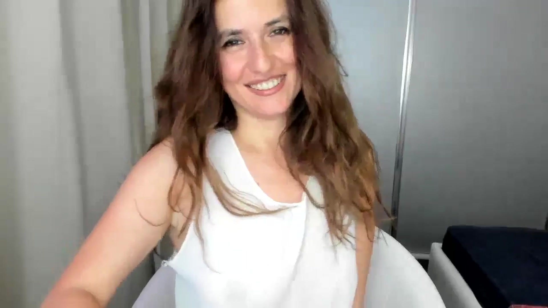 Gallery image thumbnail from DANIELLE's myfreecams stream on, 06/26/2024, 04:33 image 6 of 20