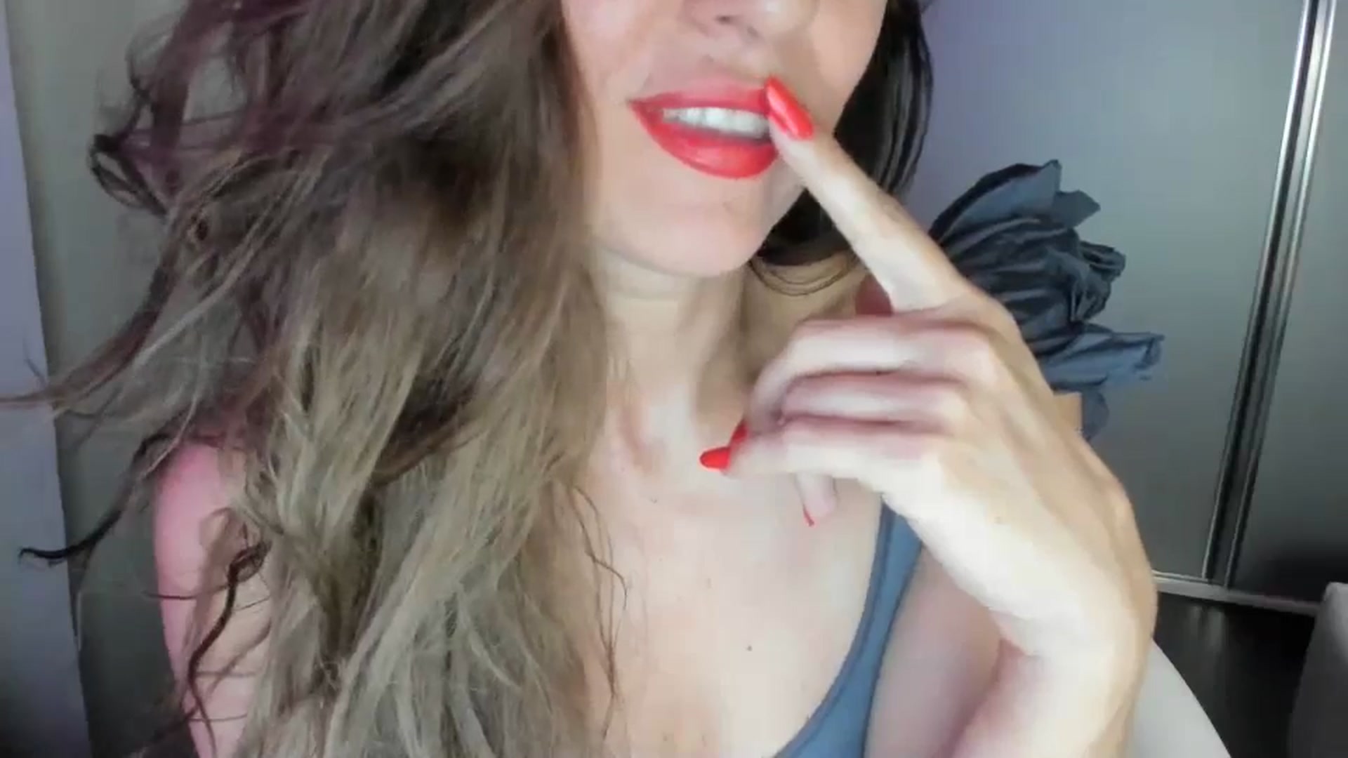 Gallery image thumbnail from DANIELLE's myfreecams stream on, 06/29/2024, 03:29 image 11 of 20