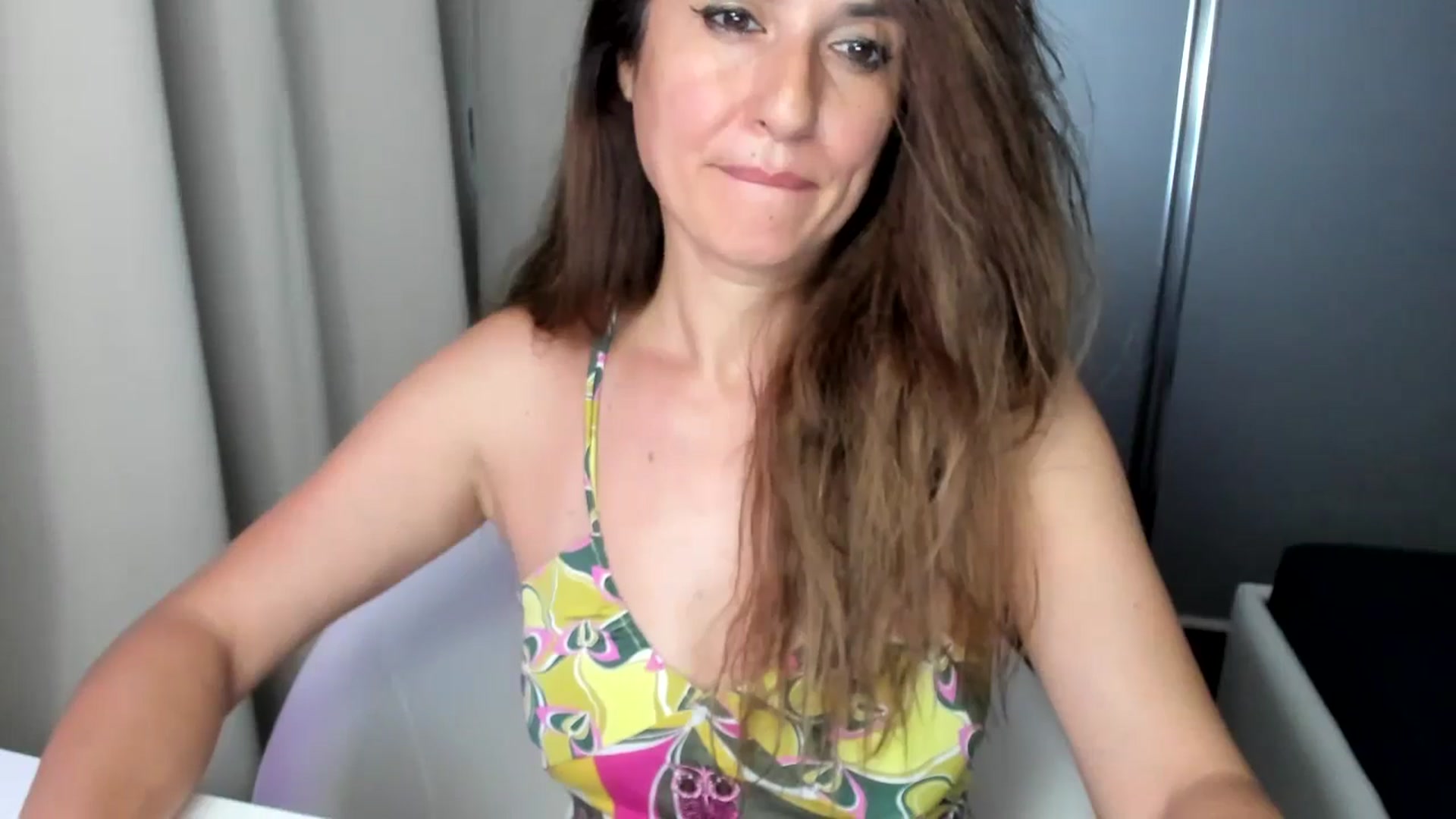 Gallery image thumbnail from DANIELLE's myfreecams stream on, 07/04/2024, 03:58 image 4 of 20
