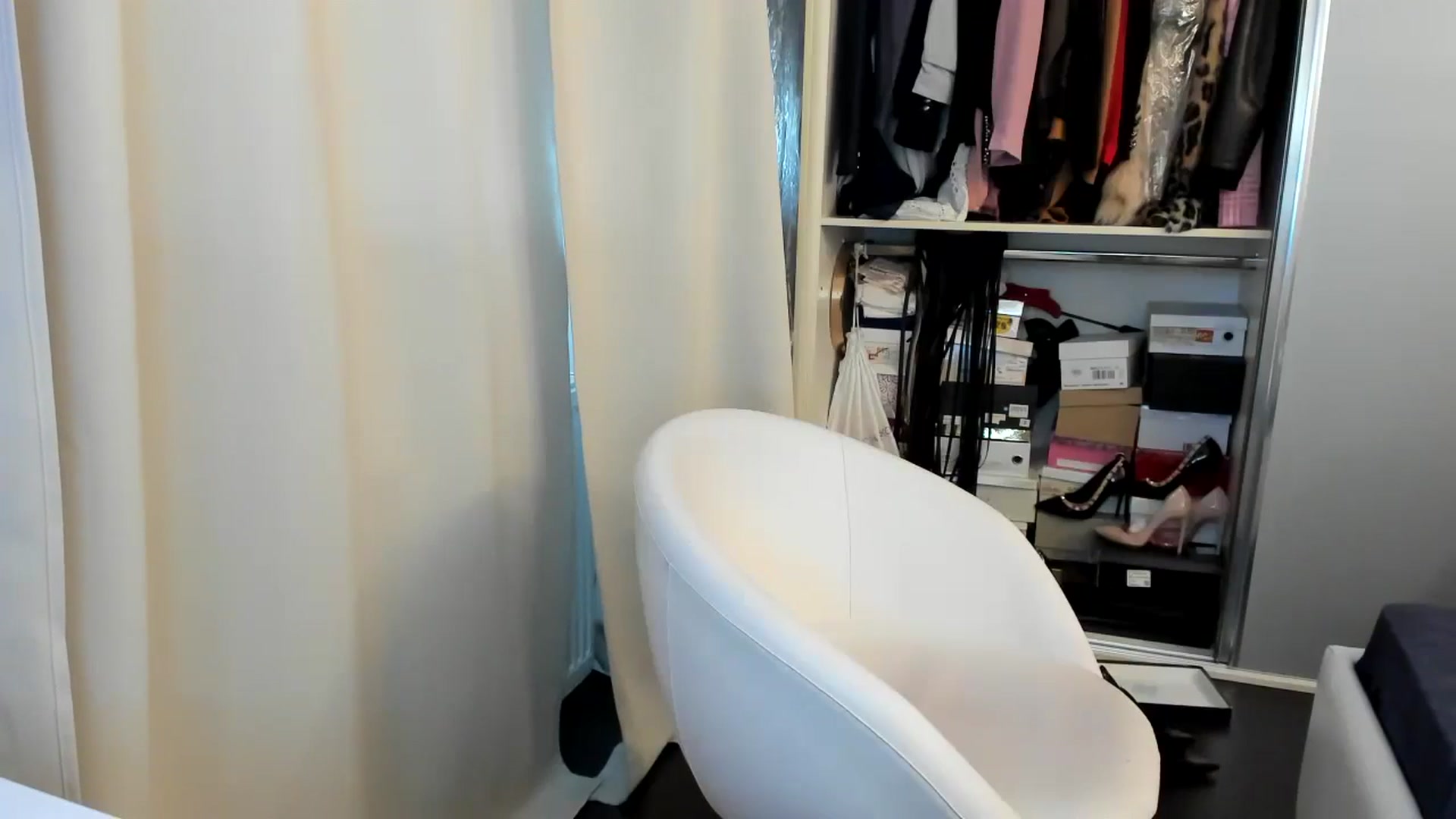 Gallery image thumbnail from DANIELLE's myfreecams stream on, 07/04/2024, 05:08 image 12 of 20