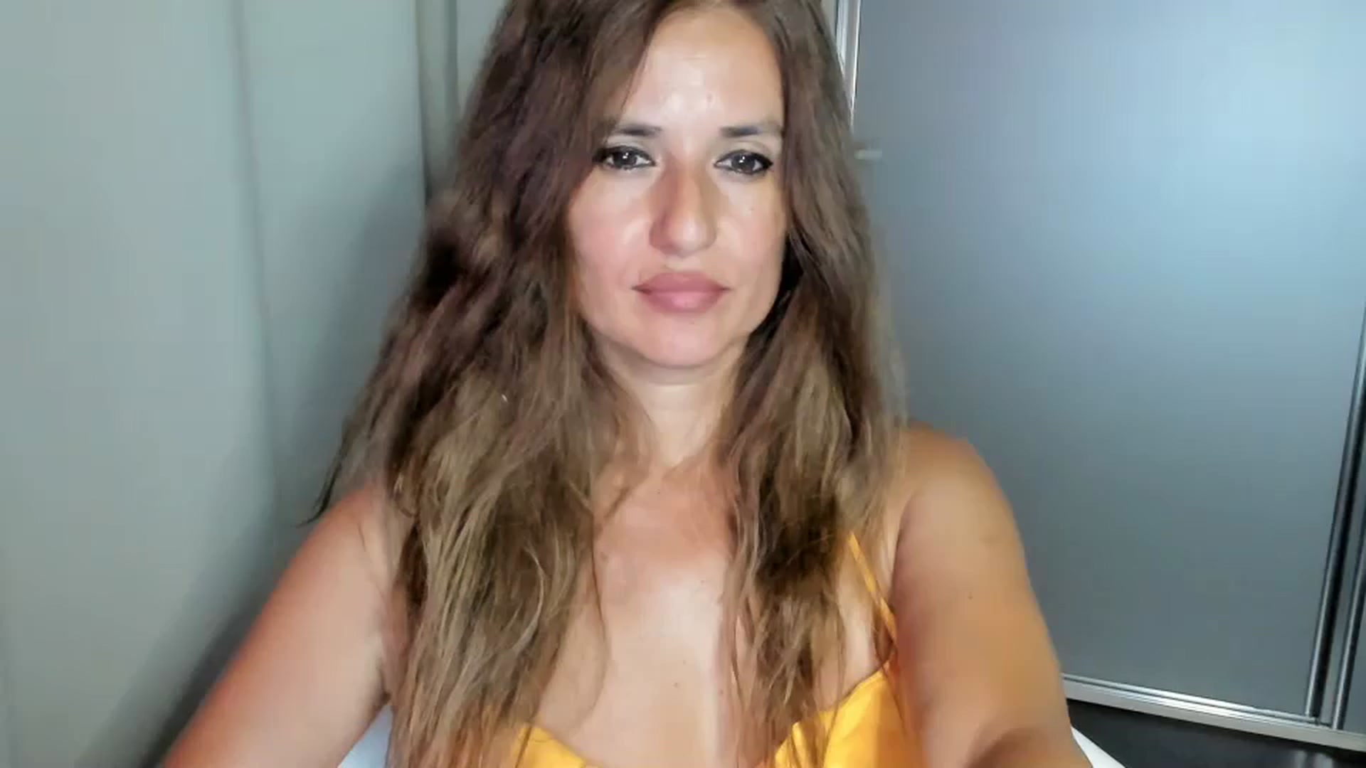 Gallery image thumbnail from DANIELLE's myfreecams stream on, 07/26/2024, 04:40 image 1 of 20