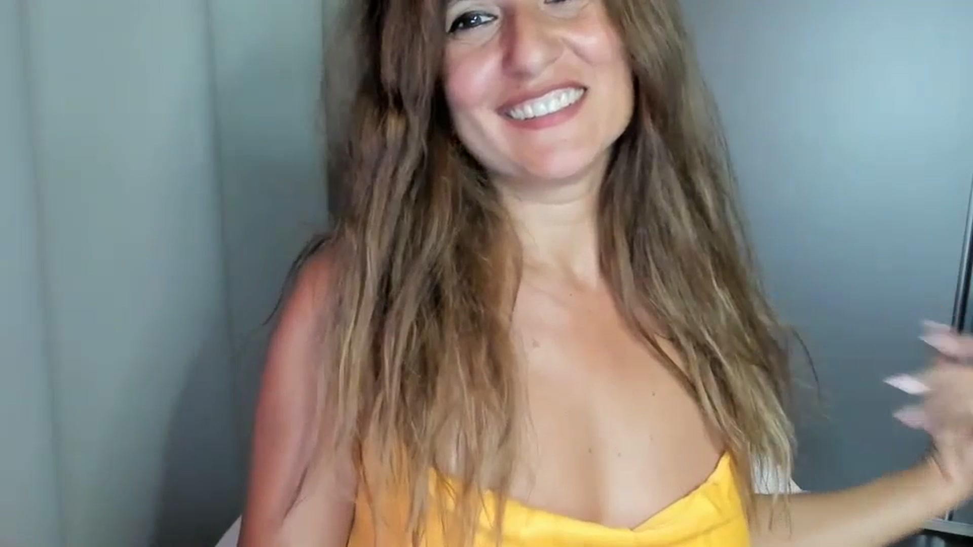 Gallery image thumbnail from DANIELLE's myfreecams stream on, 07/26/2024, 04:40 image 8 of 20