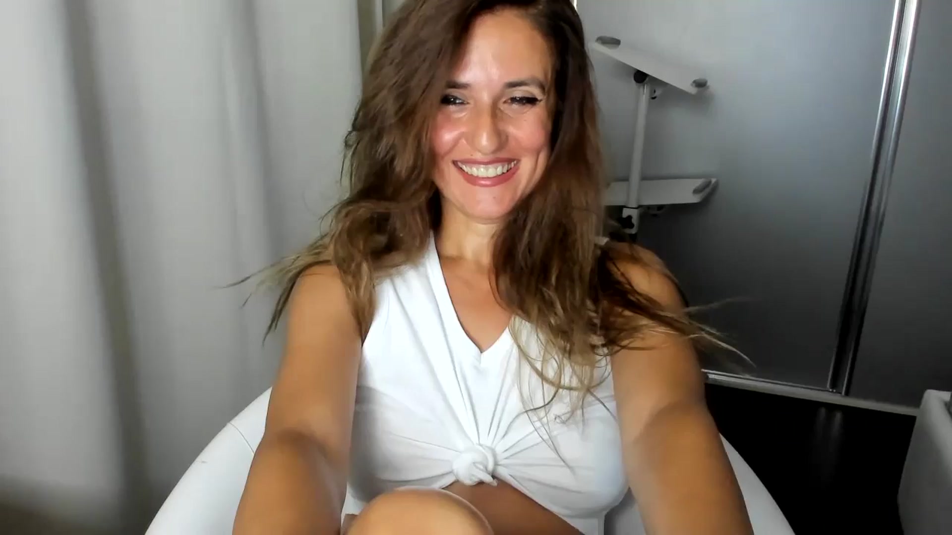 Gallery image thumbnail from DANIELLE's myfreecams stream on, 08/03/2024, 05:26 image 8 of 20