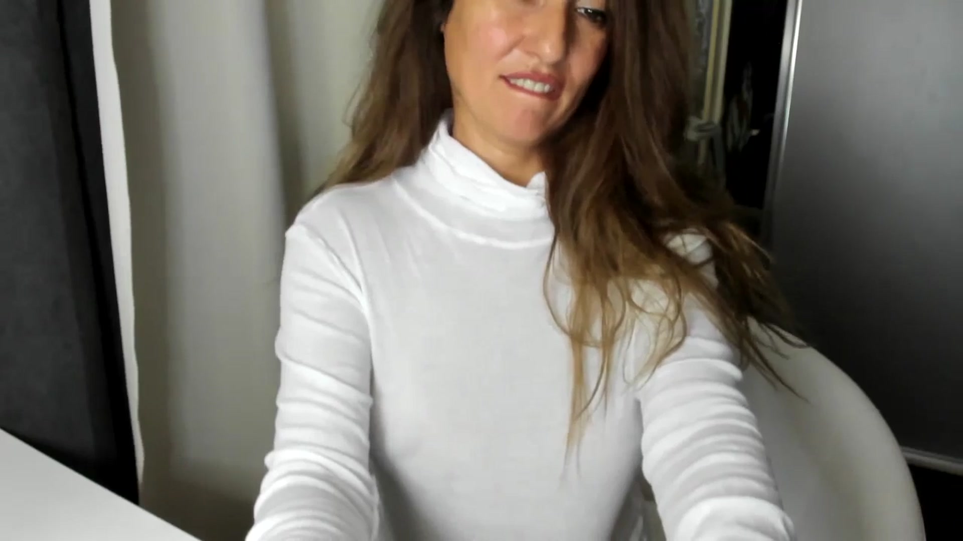 Gallery image thumbnail from DANIELLE's myfreecams stream on, 08/03/2024, 06:12 image 12 of 20