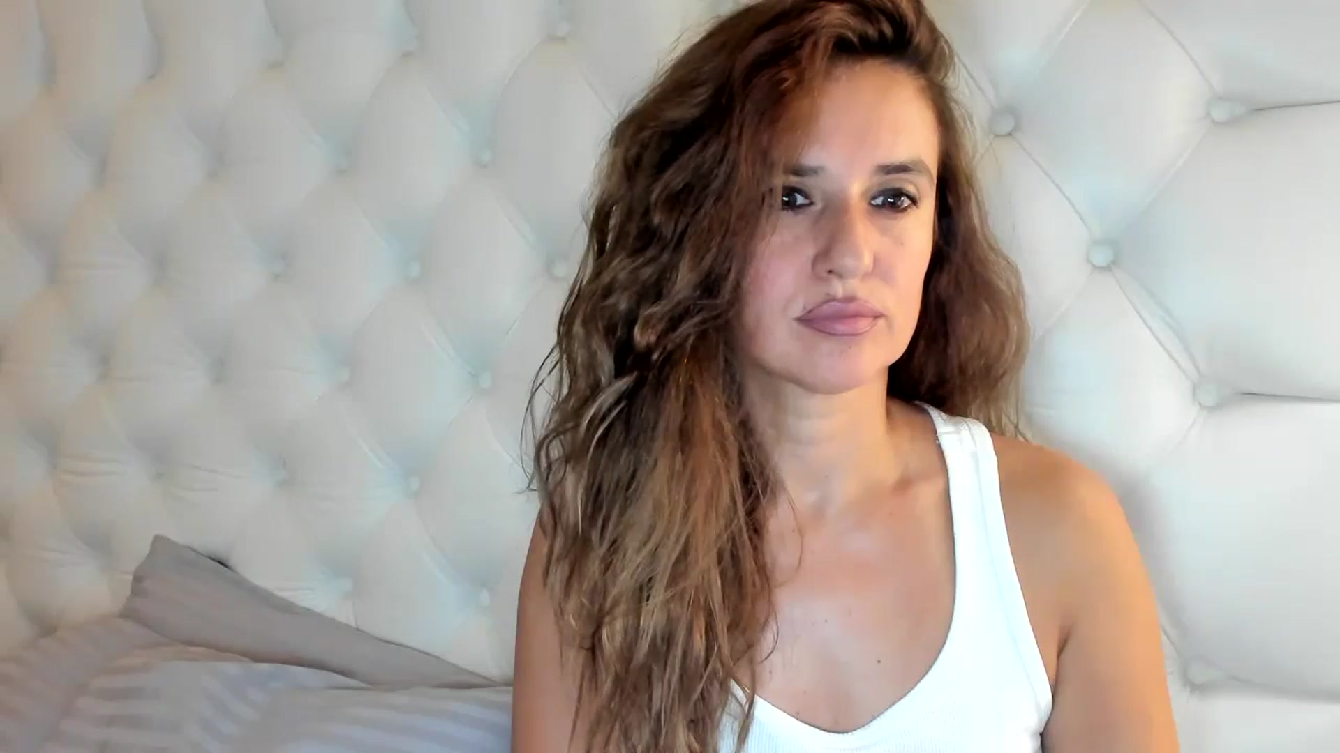 Gallery image thumbnail from DANIELLE's myfreecams stream on, 08/05/2024, 03:23 image 3 of 20